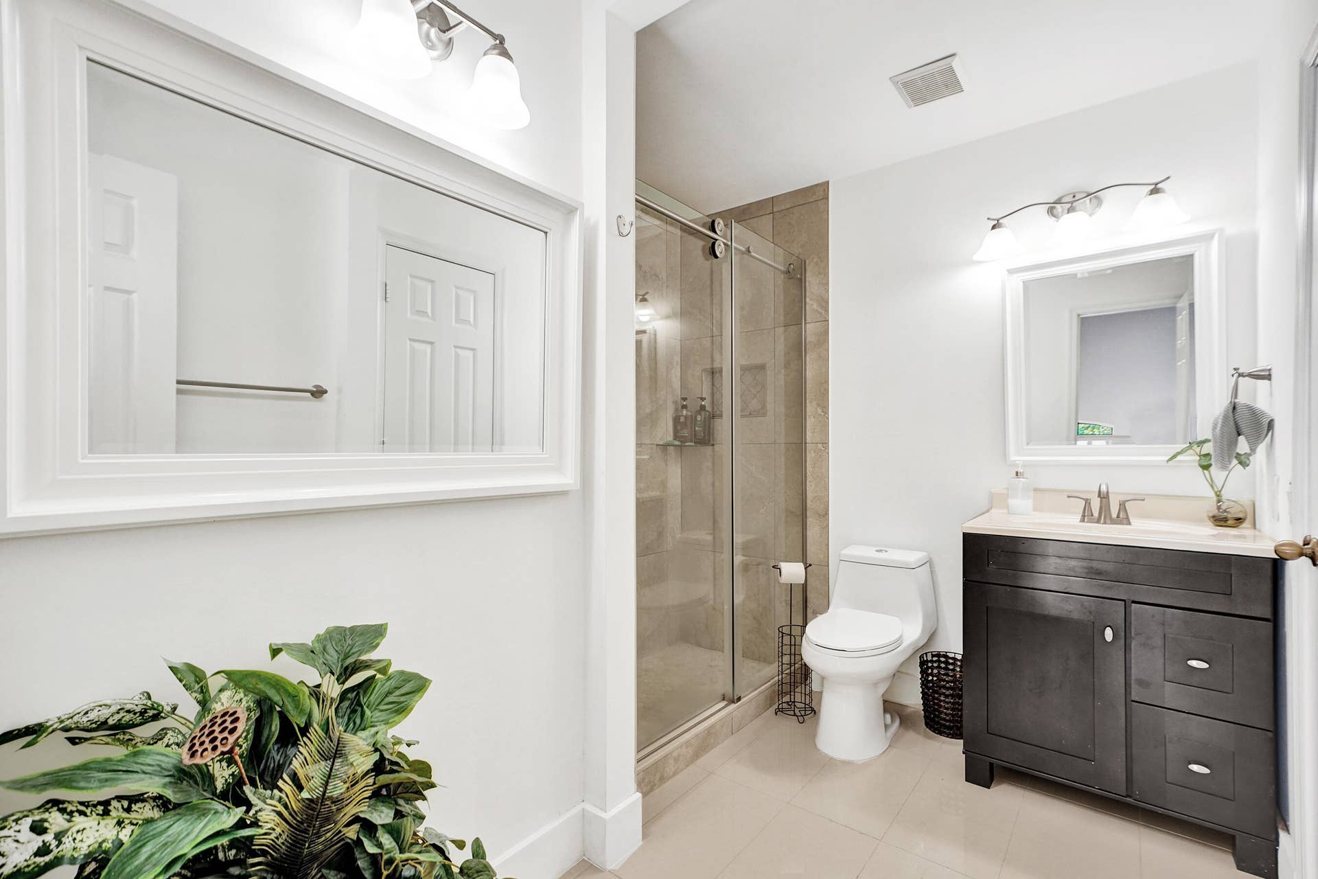 873 Stanton Drive, Weston, FL 33326 REMODELED BATH UPSTAIRS