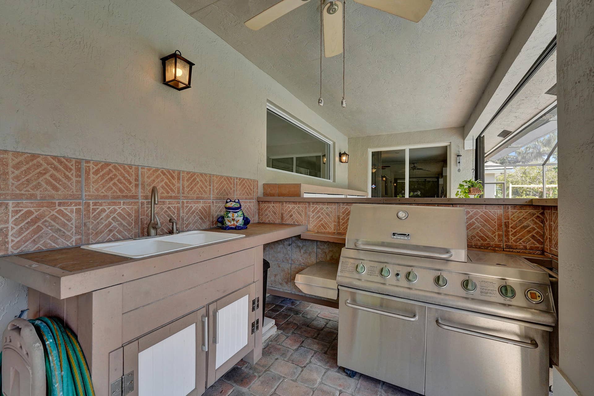5970 SW 55th Street, Davie, FL 33314 DSC06378