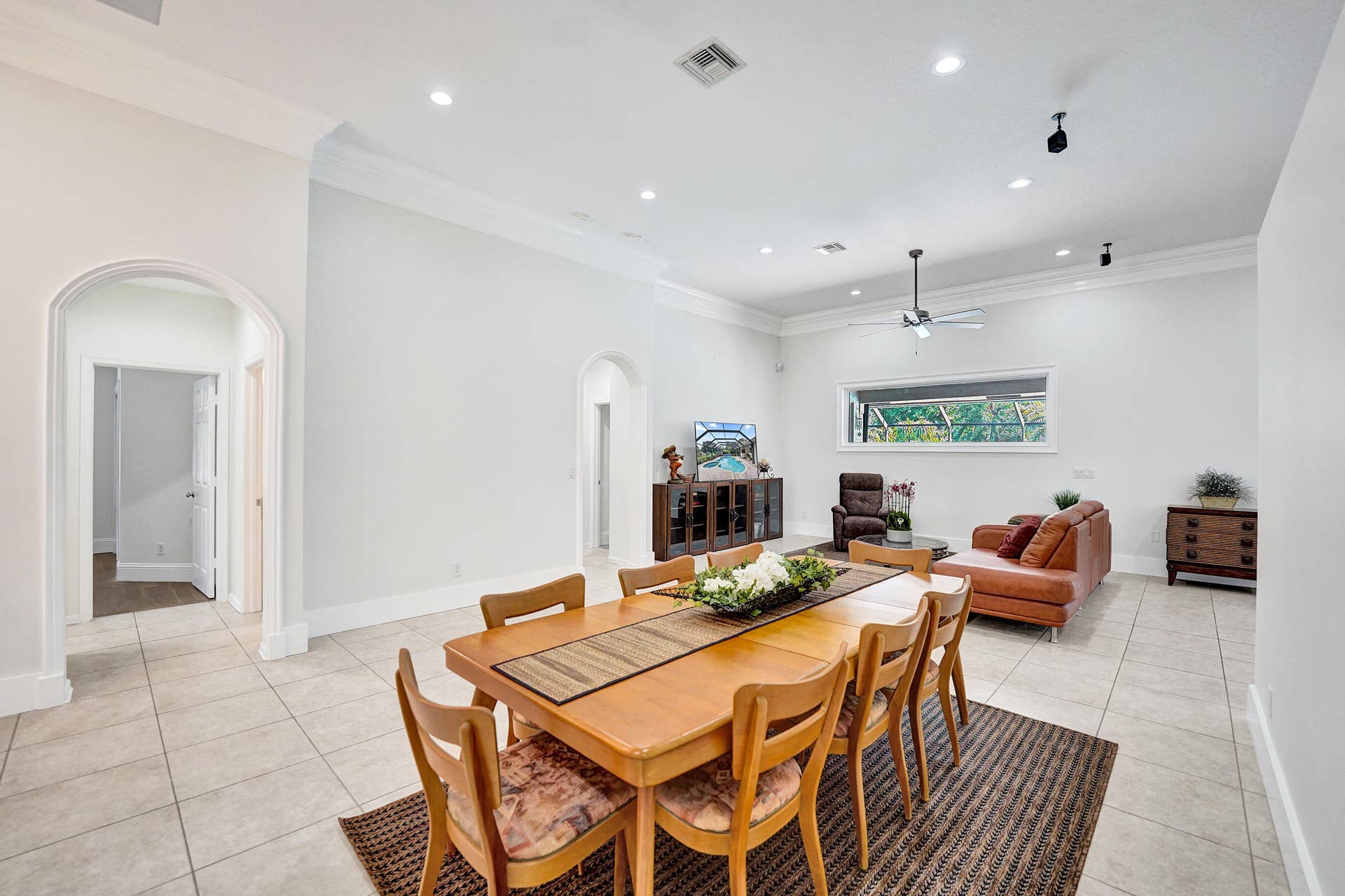 5970 SW 55th Street, Davie, FL 33314 DSC06159