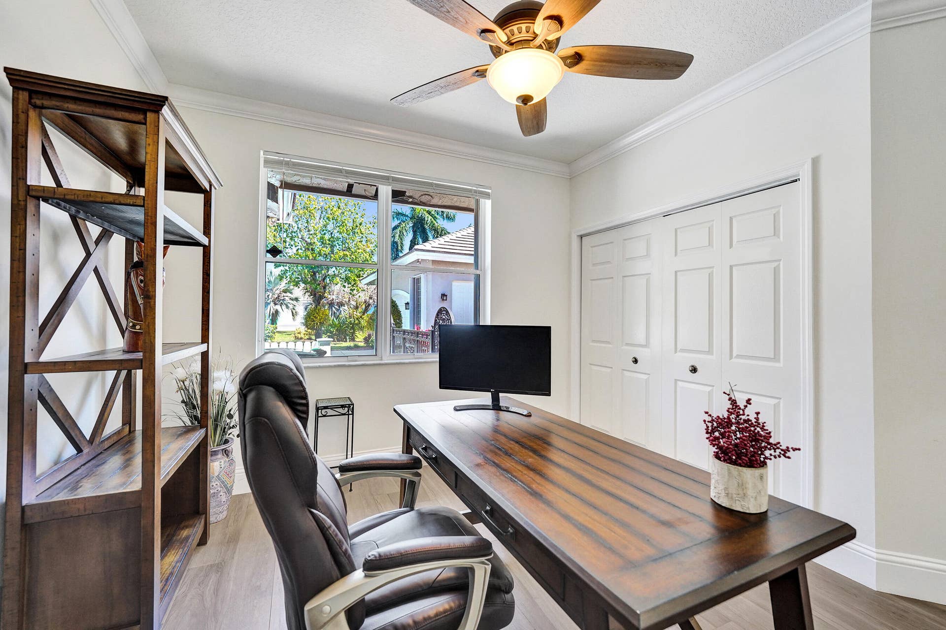 5970 SW 55th Street, Davie, FL 33314 DSC06177
