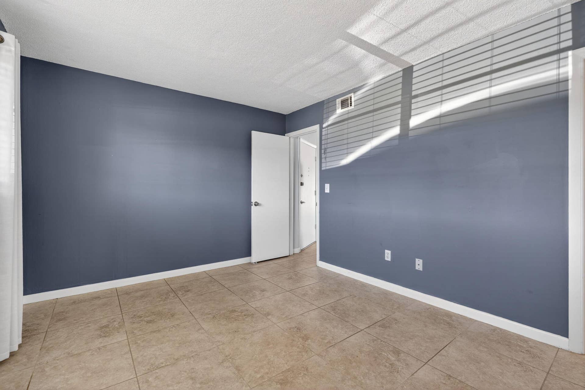 121 Wettaw Lane, #112, North Palm Beach, FL 33408 Bedroom