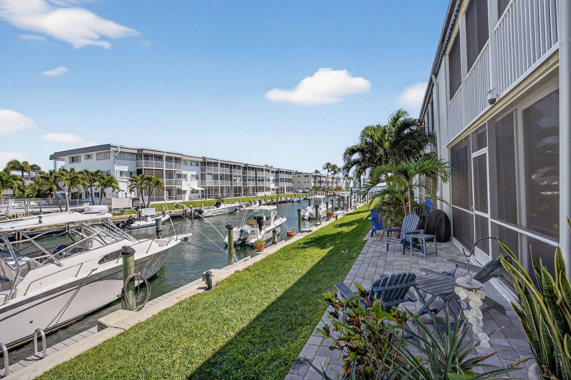 121 Wettaw Lane, #112, North Palm Beach, FL 33408 Docks