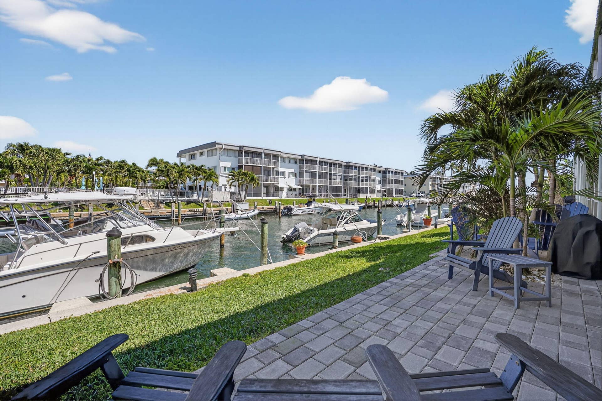 121 Wettaw Lane, #112, North Palm Beach, FL 33408 patio