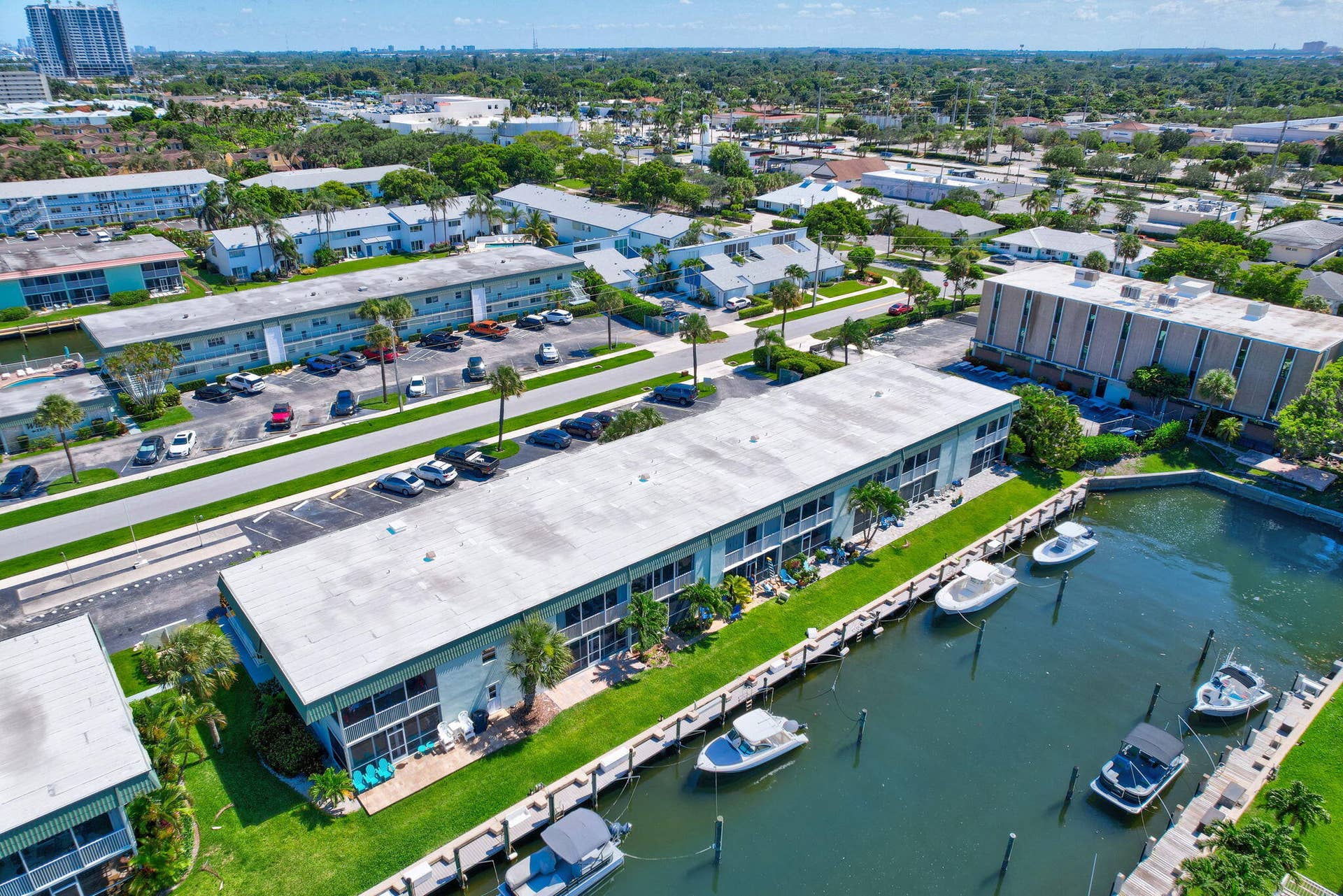 121 Wettaw Lane, #112, North Palm Beach, FL 33408 aerial