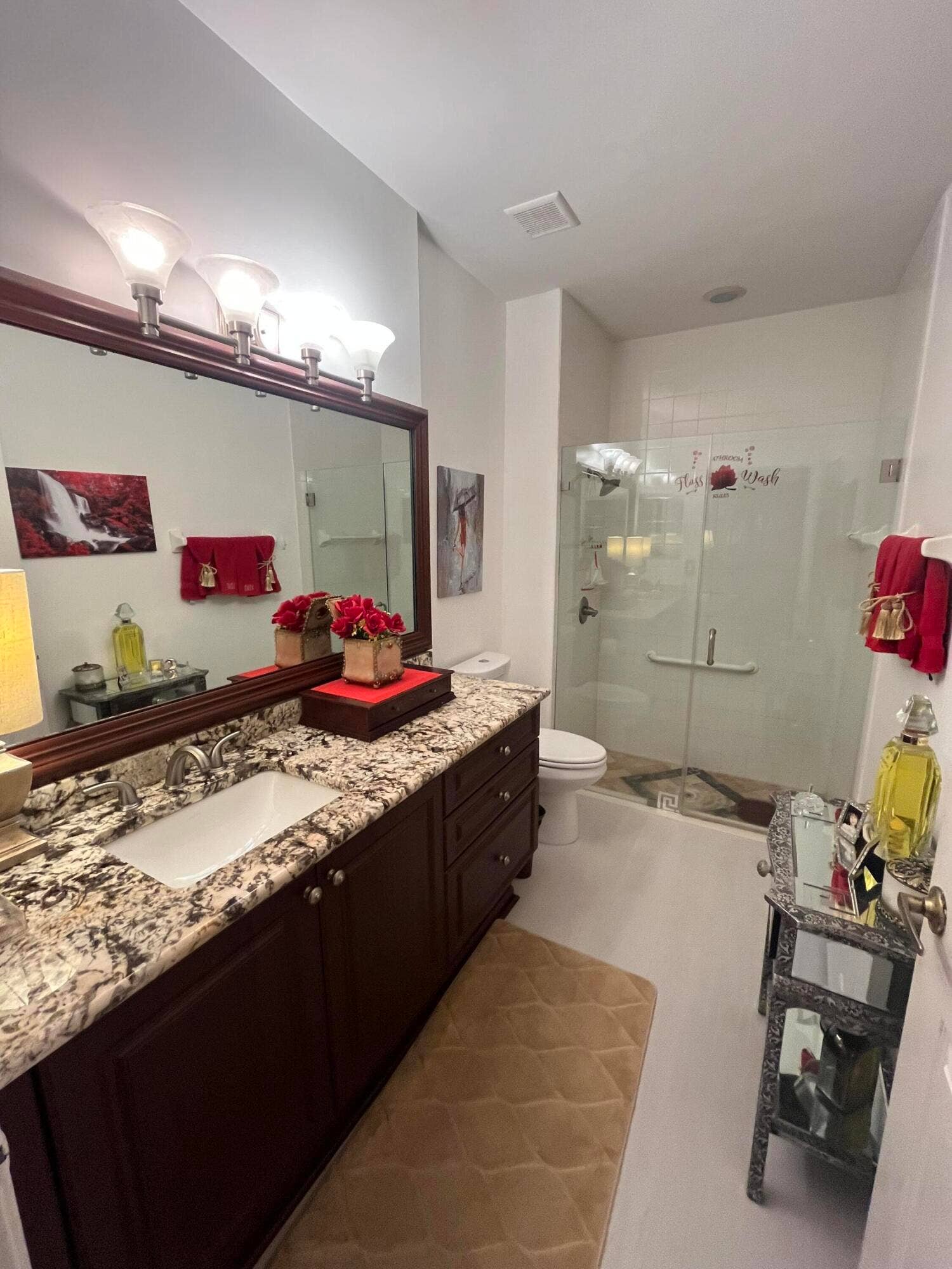 6108 Petunia Road, Delray Beach, FL 33484 primary bathroom