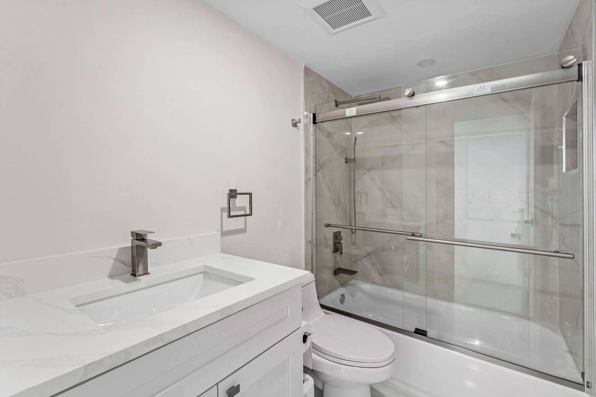 5460 N Ocean Drive, #5b, Singer Island, FL 33404 013-5460NorthOceanDrive-5B-SingerIsland-