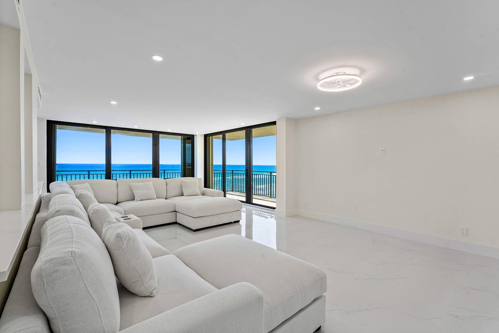5460 N Ocean Drive, #5b, Singer Island, FL 33404 004-5460NorthOceanDrive-5B-SingerIsland-