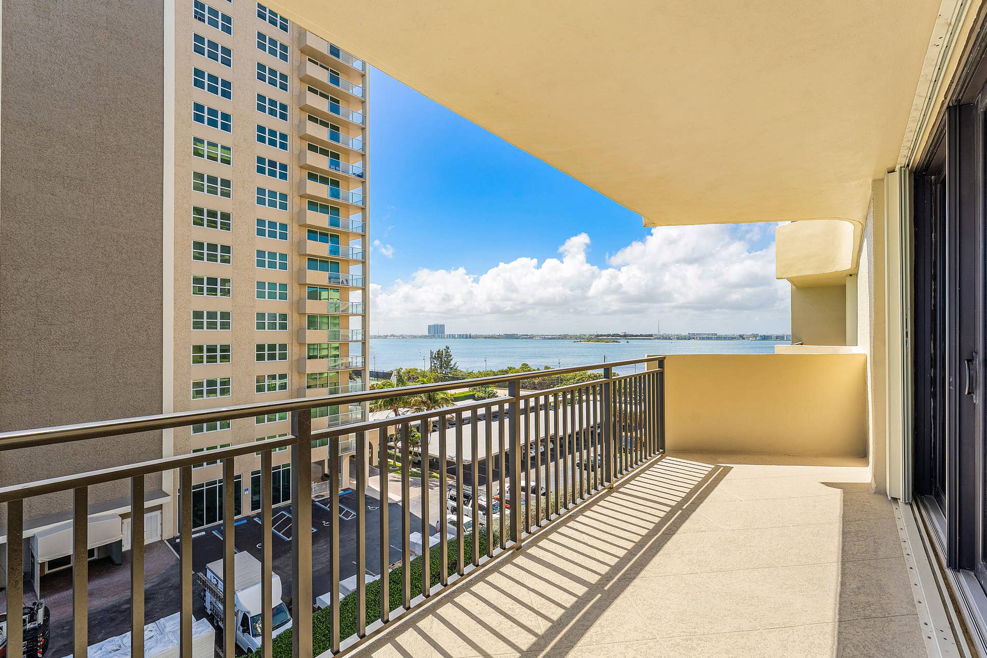 5460 N Ocean Drive, #5b, Singer Island, FL 33404 033-5460NorthOceanDrive-5B-SingerIsland-