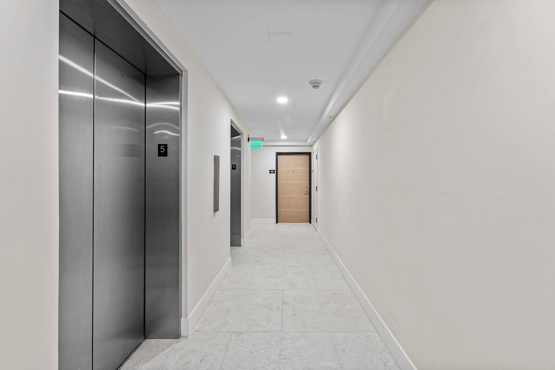 5460 N Ocean Drive, #5b, Singer Island, FL 33404 002-5460NorthOceanDrive-5B-SingerIsland-