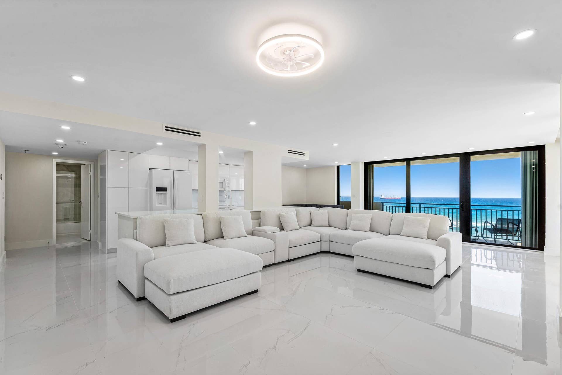 5460 N Ocean Drive, #5b, Singer Island, FL 33404 005-5460NorthOceanDrive-5B-SingerIsland-
