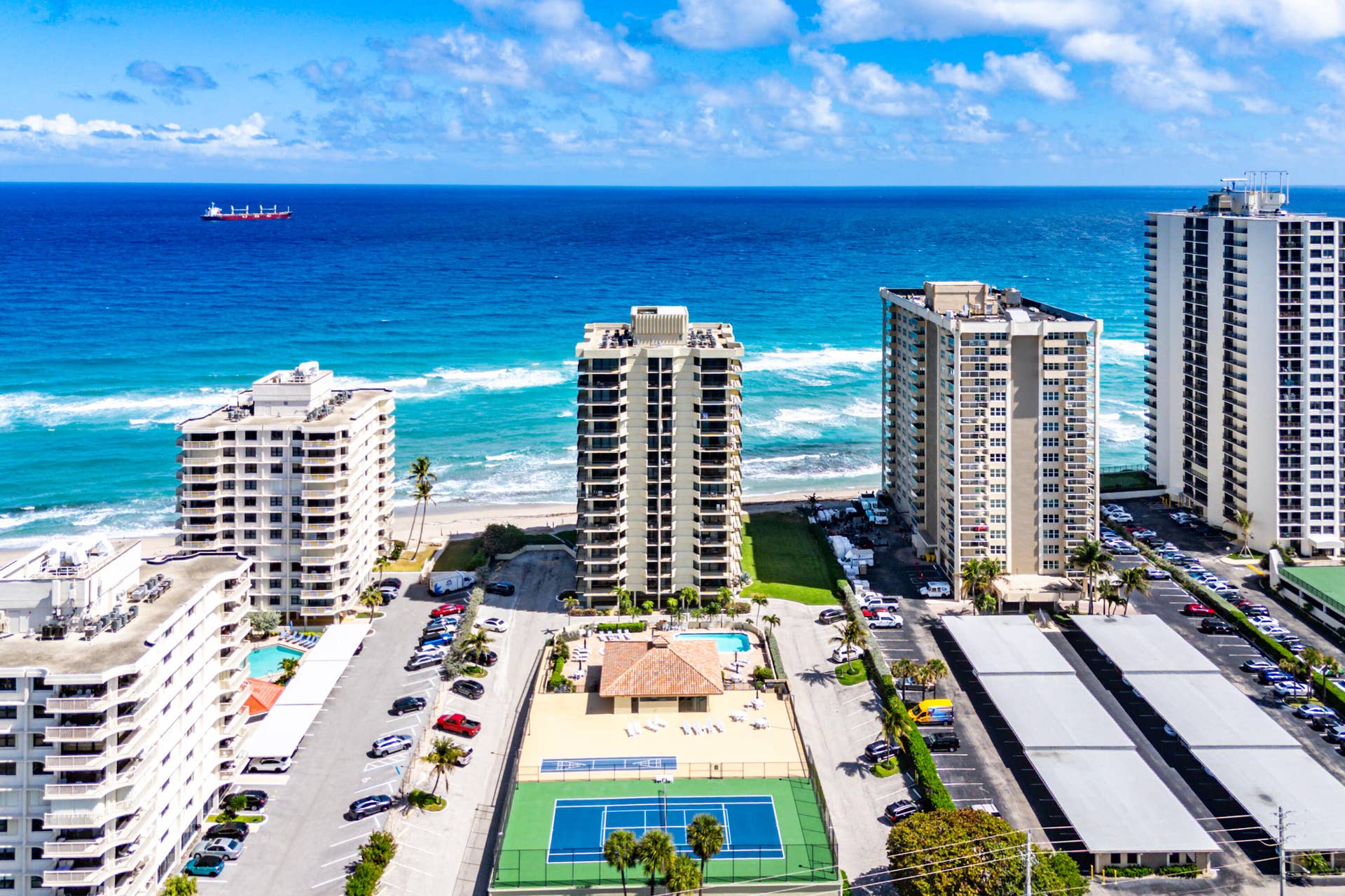 5460 N Ocean Drive, #5b, Singer Island, FL 33404 039-5460NorthOceanDrive-5B-SingerIsland-