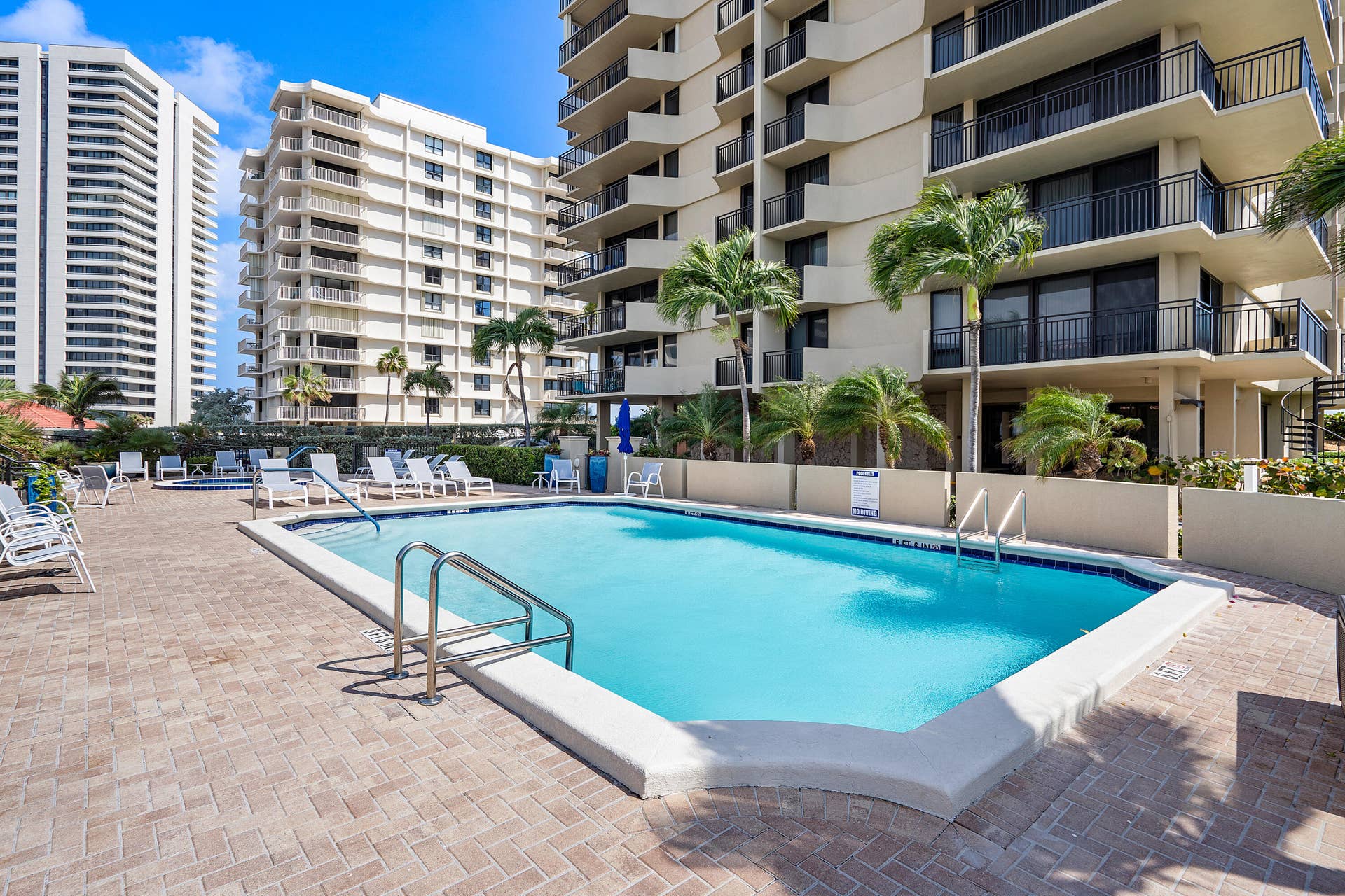 5460 N Ocean Drive, #5b, Singer Island, FL 33404 061-5460NorthOceanDrive-5B-SingerIsland-