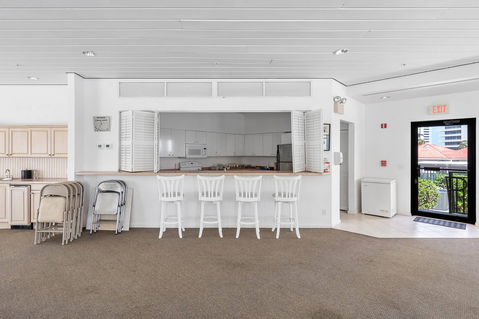 5460 N Ocean Drive, #5b, Singer Island, FL 33404 060-5460NorthOceanDrive-5B-SingerIsland-