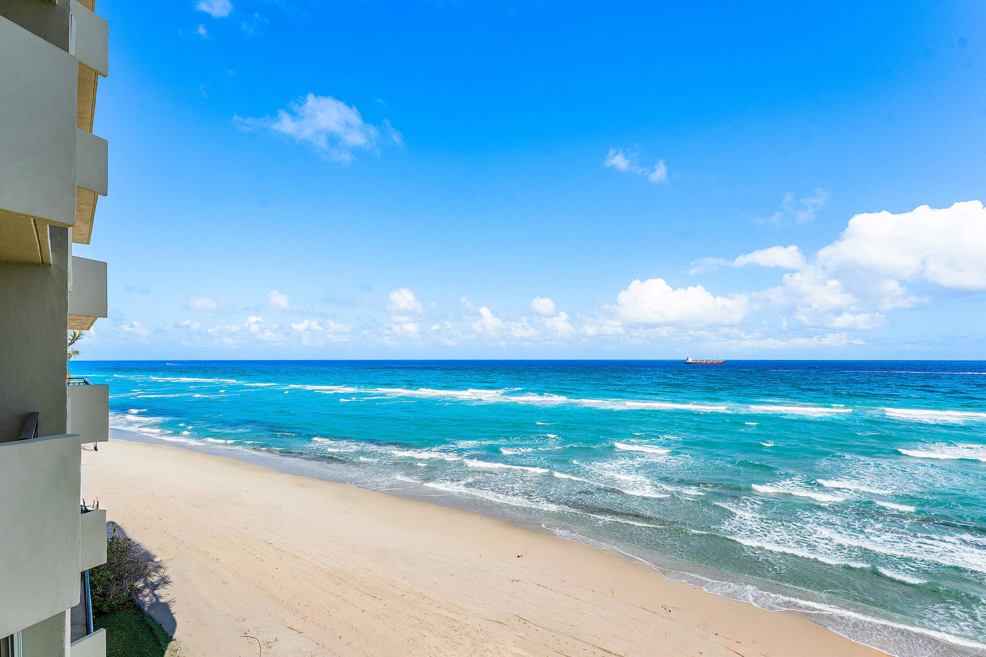 5460 N Ocean Drive, #5b, Singer Island, FL 33404 037-5460NorthOceanDrive-5B-SingerIsland-