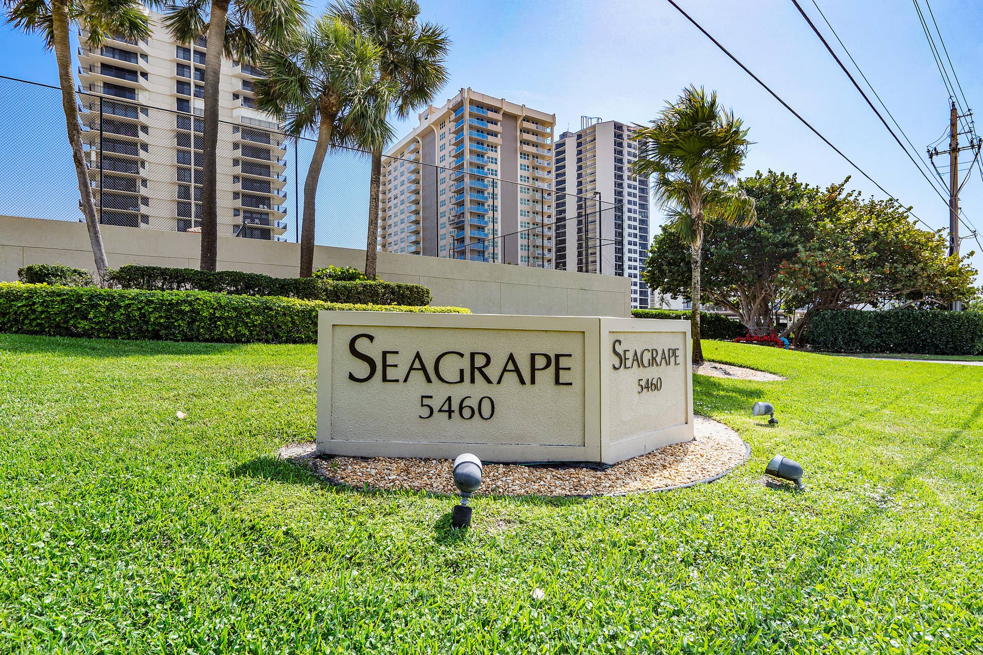 5460 N Ocean Drive, #5b, Singer Island, FL 33404 067-5460NorthOceanDrive-5B-SingerIsland-