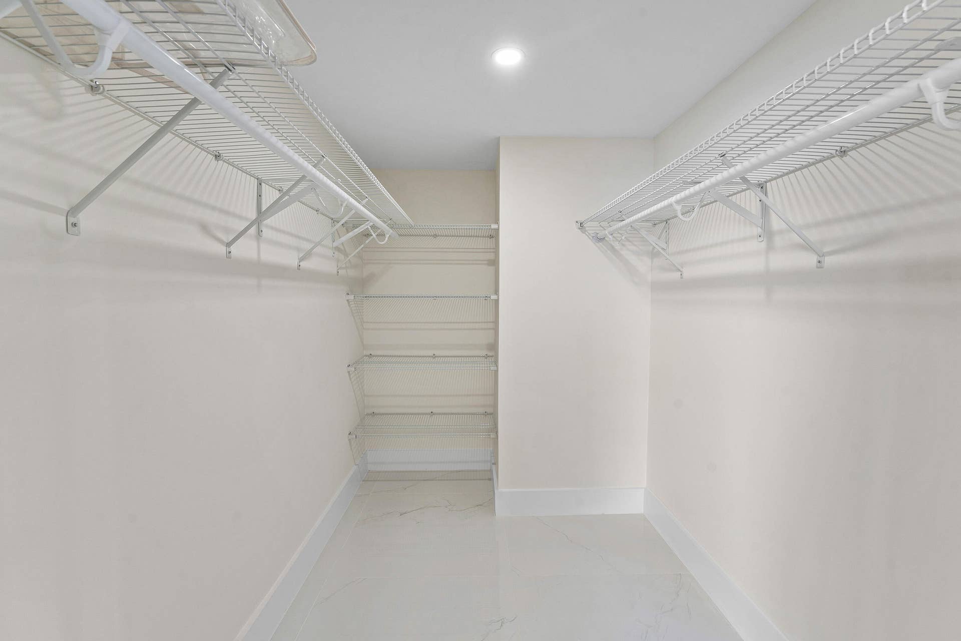 5460 N Ocean Drive, #5b, Singer Island, FL 33404 020-5460NorthOceanDrive-5B-SingerIsland-
