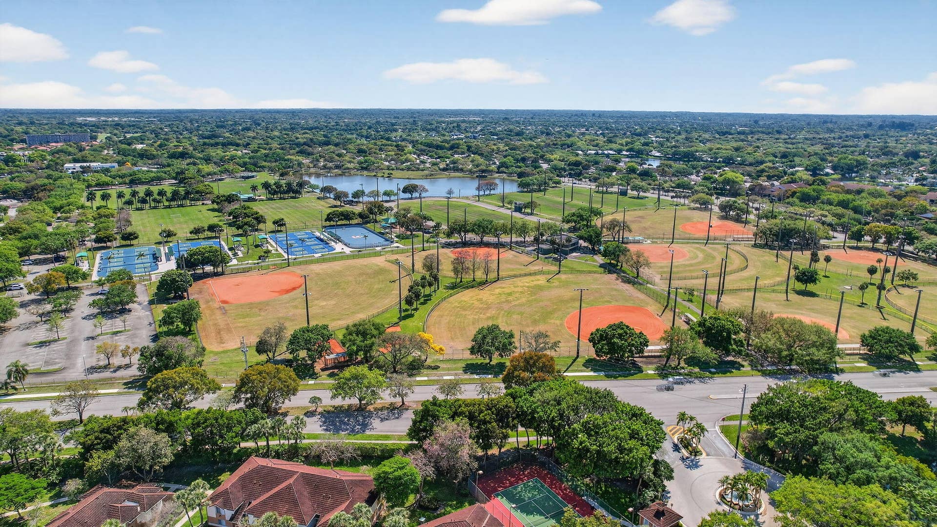 807 NW 91st Terrace NW, #807, Plantation, FL 33324 57-web-or-mls-DJI_0101