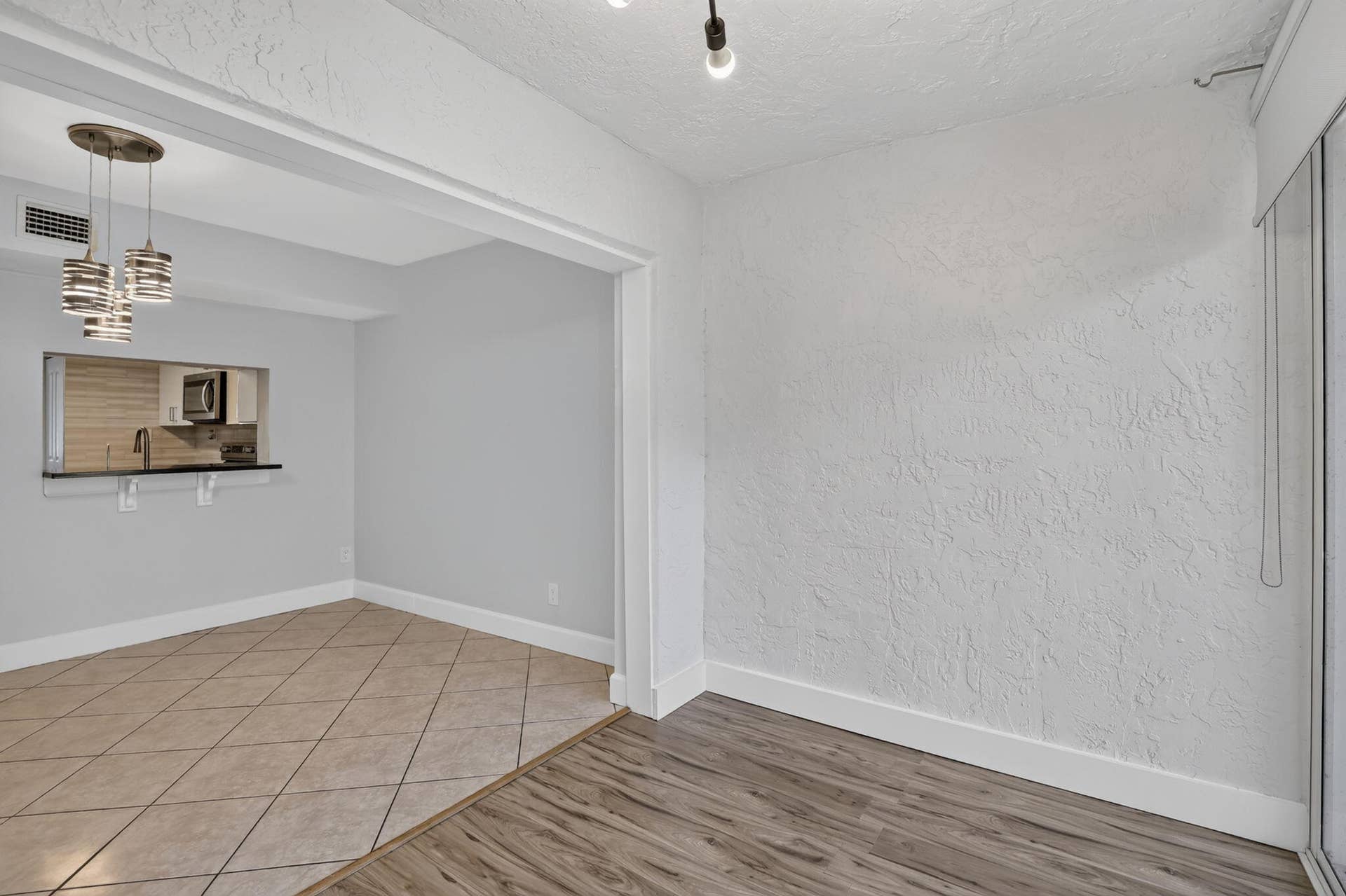 807 NW 91st Terrace NW, #807, Plantation, FL 33324 23-web-or-mls-_A7A9829