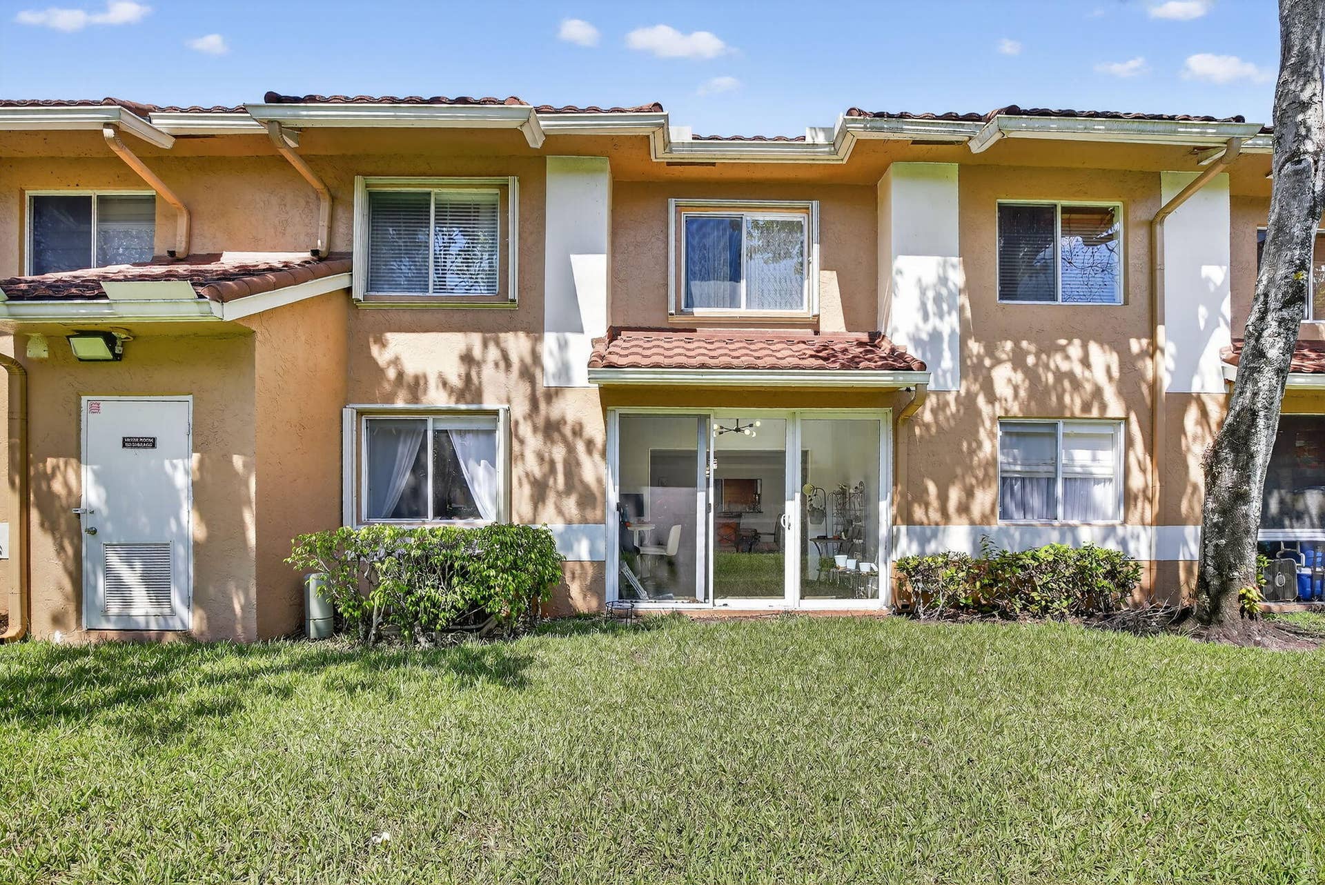 807 NW 91st Terrace NW, #807, Plantation, FL 33324 38-web-or-mls-_A7A9804
