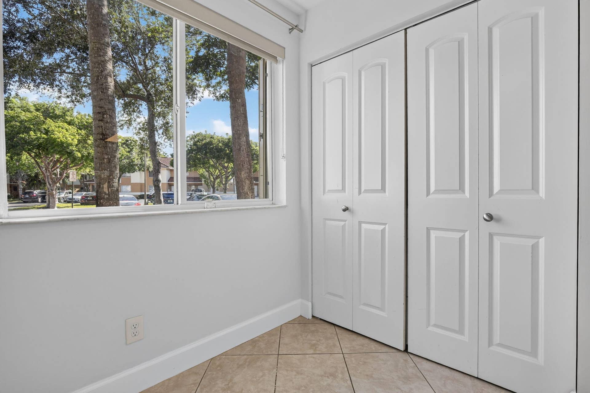 807 NW 91st Terrace NW, #807, Plantation, FL 33324 8-web-or-mls-_A7A9744