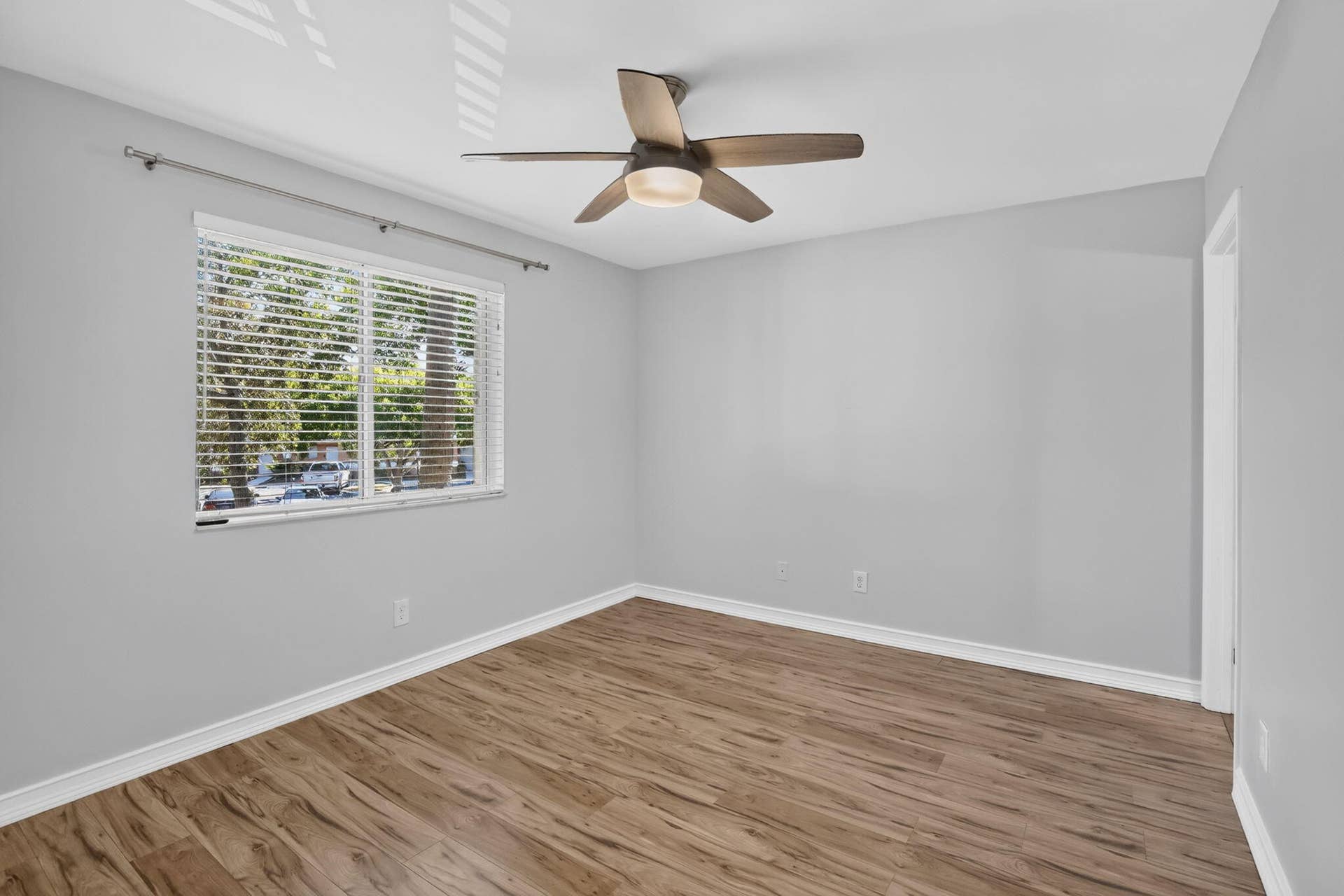 807 NW 91st Terrace NW, #807, Plantation, FL 33324 24-web-or-mls-_A7A9834