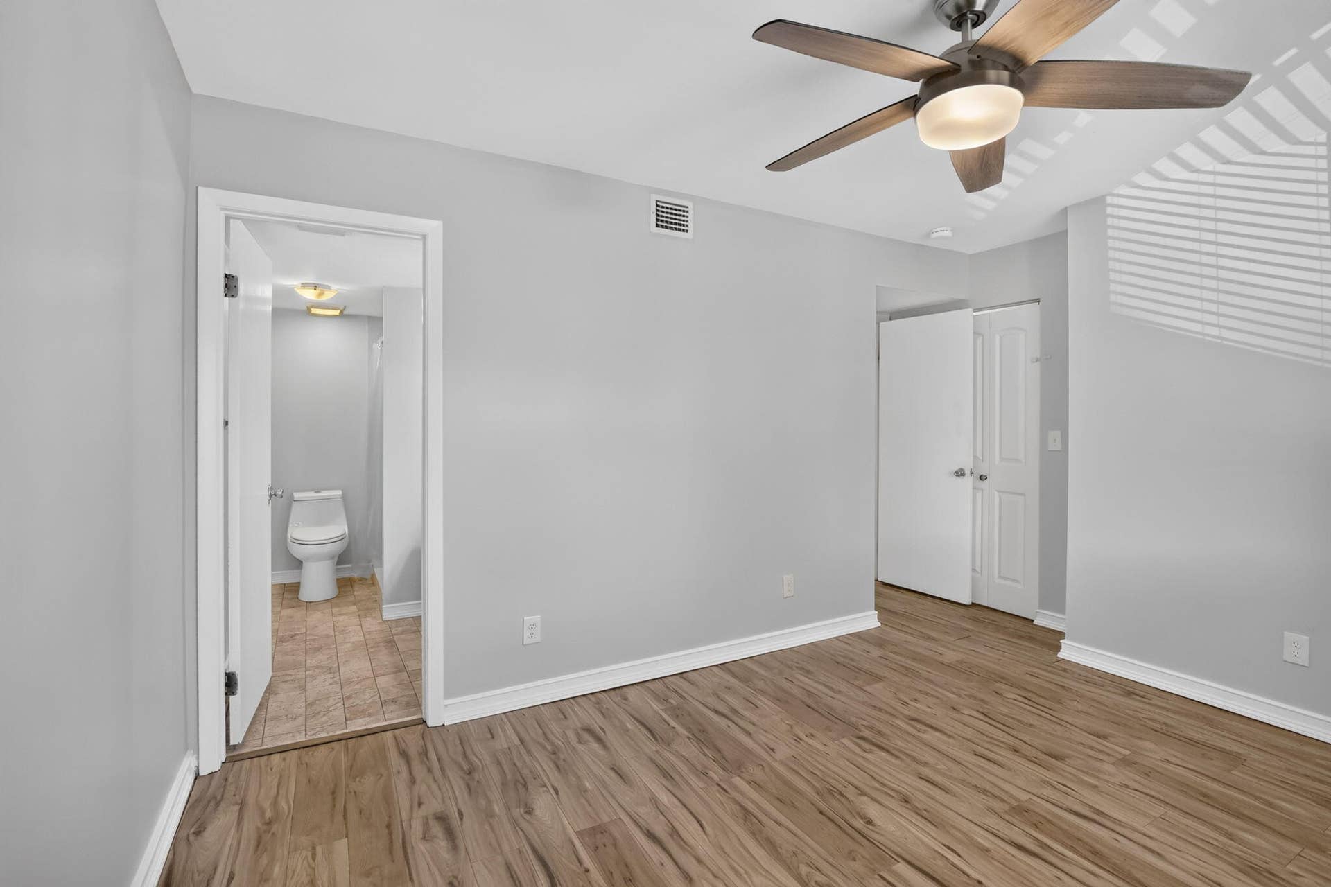 807 NW 91st Terrace NW, #807, Plantation, FL 33324 26-web-or-mls-_A7A9844
