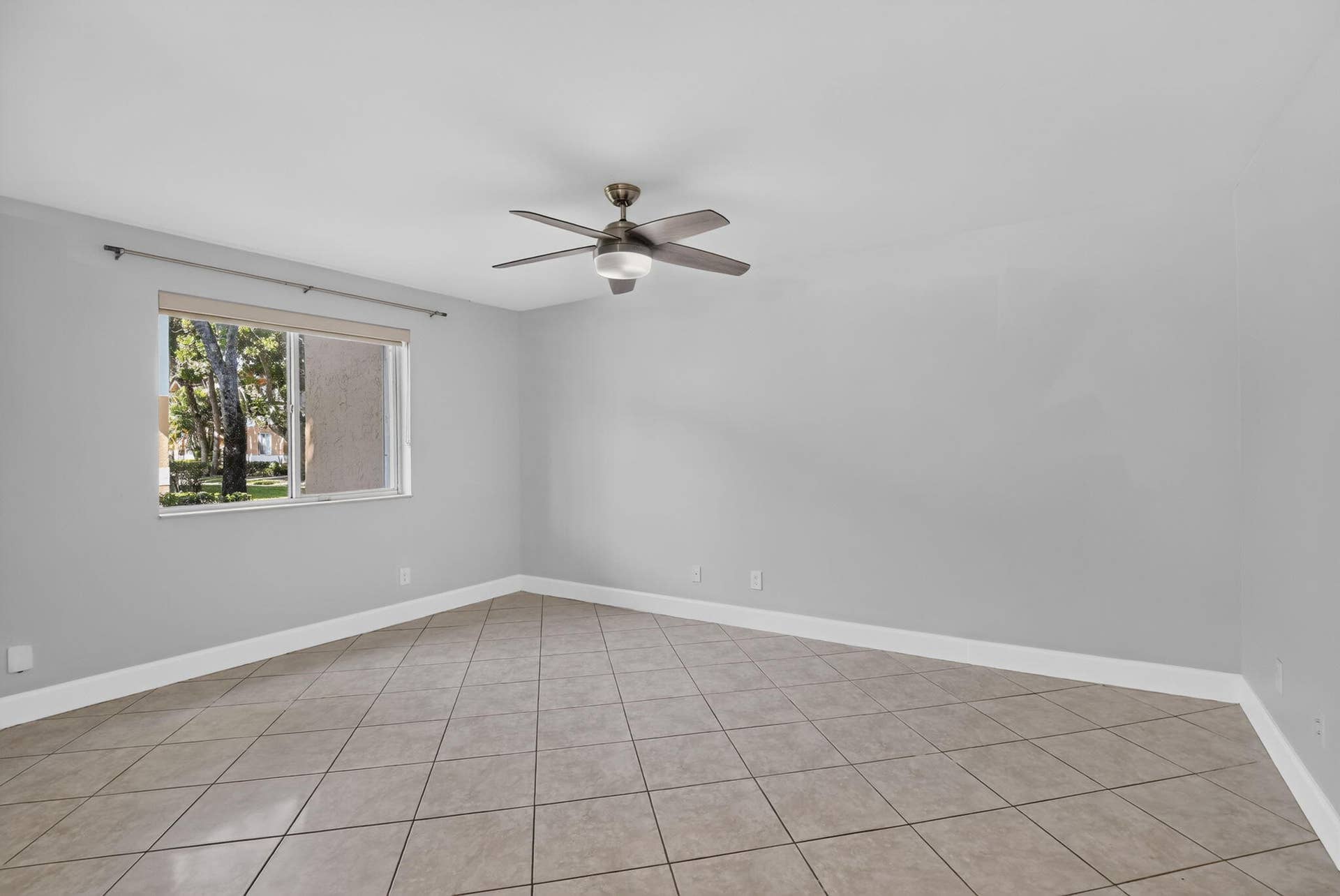 807 NW 91st Terrace NW, #807, Plantation, FL 33324 16-web-or-mls-_A7A9794