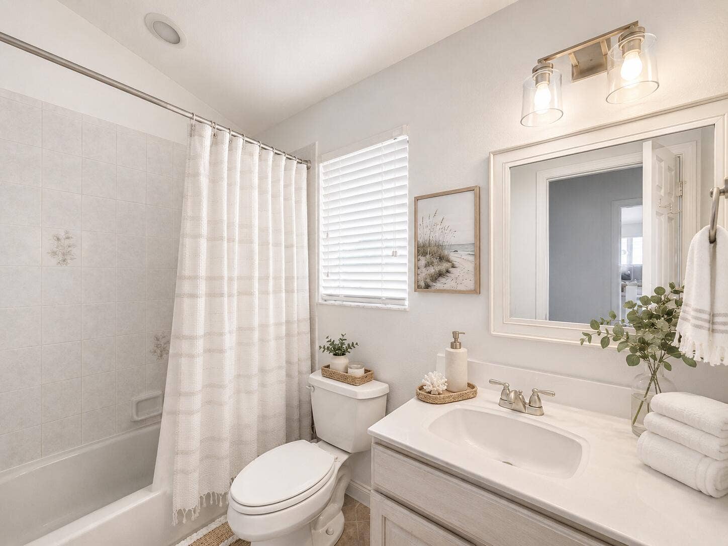 6108 Winding Lake Drive, Jupiter, FL 33458 VIRTUALLY STAGED