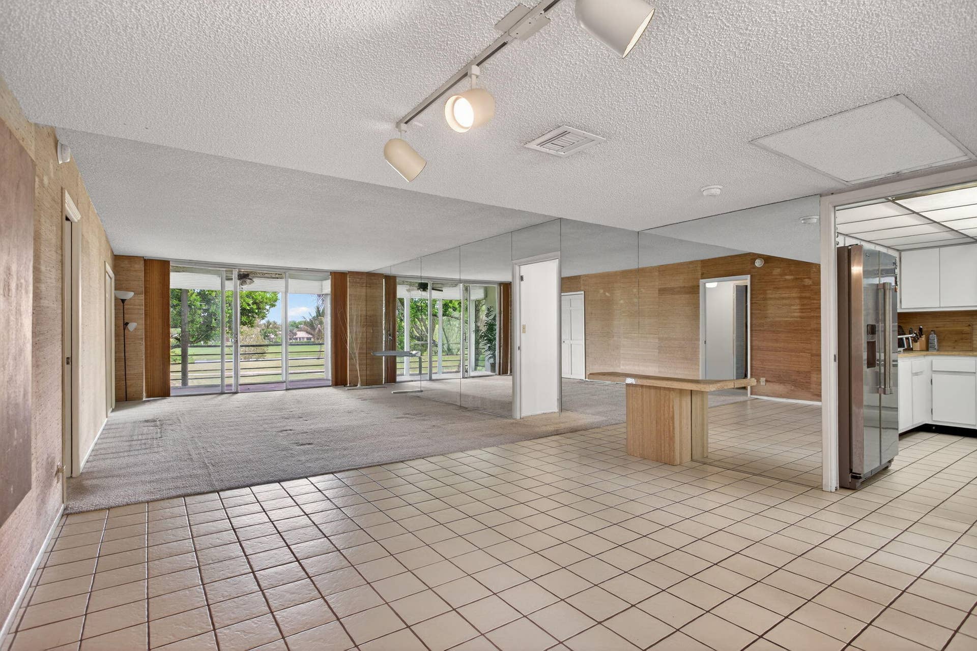 800 Cypress Boulevard, #204a, Pompano Beach, FL 33069 38-web-or-mls-800-1388