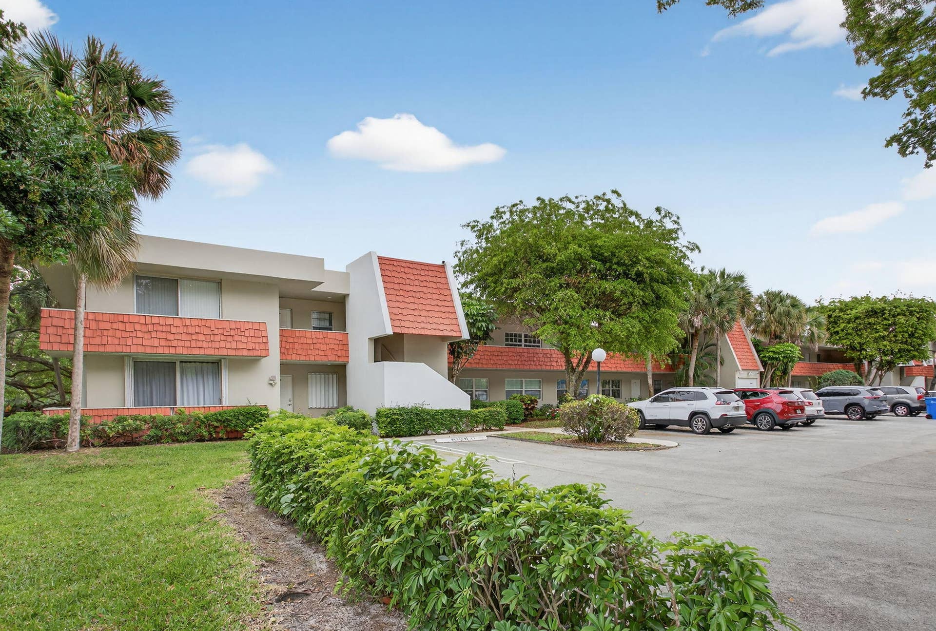 800 Cypress Boulevard, #204a, Pompano Beach, FL 33069 1-web-or-mls-800-1193