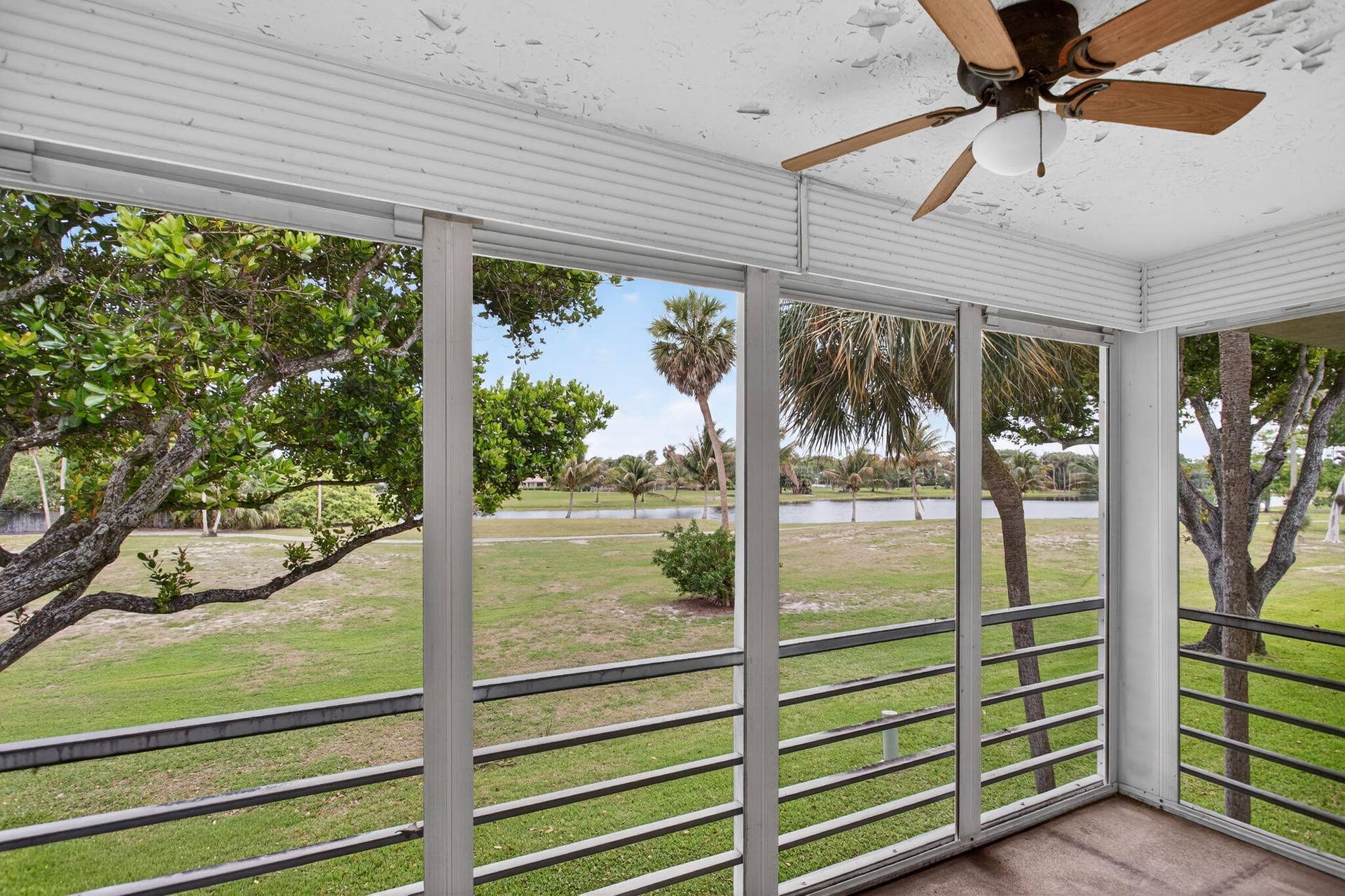 800 Cypress Boulevard, #204a, Pompano Beach, FL 33069 33-web-or-mls-800-1358