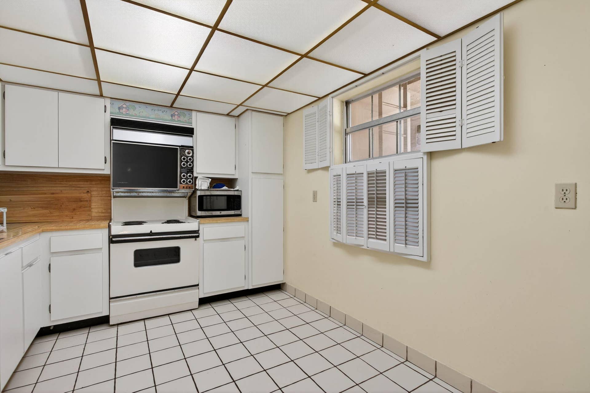 800 Cypress Boulevard, #204a, Pompano Beach, FL 33069 18-web-or-mls-800-1258