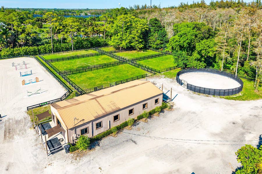 Property photo for 6149 Park Lane E, #(barn), Lake Worth, FL