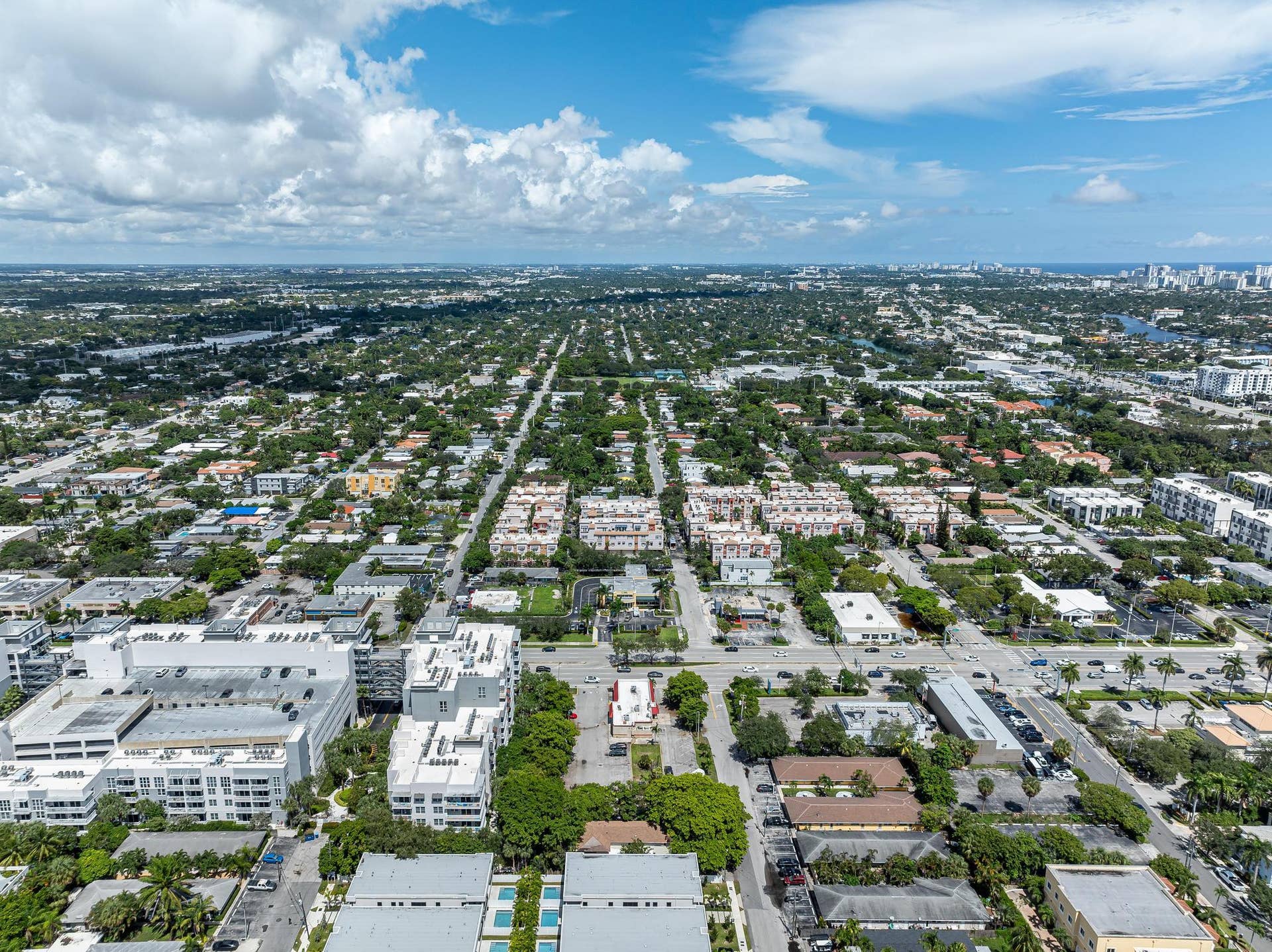 919 NE 17th Terrace, #A, Fort Lauderdale, FL 33304 DJI_0914