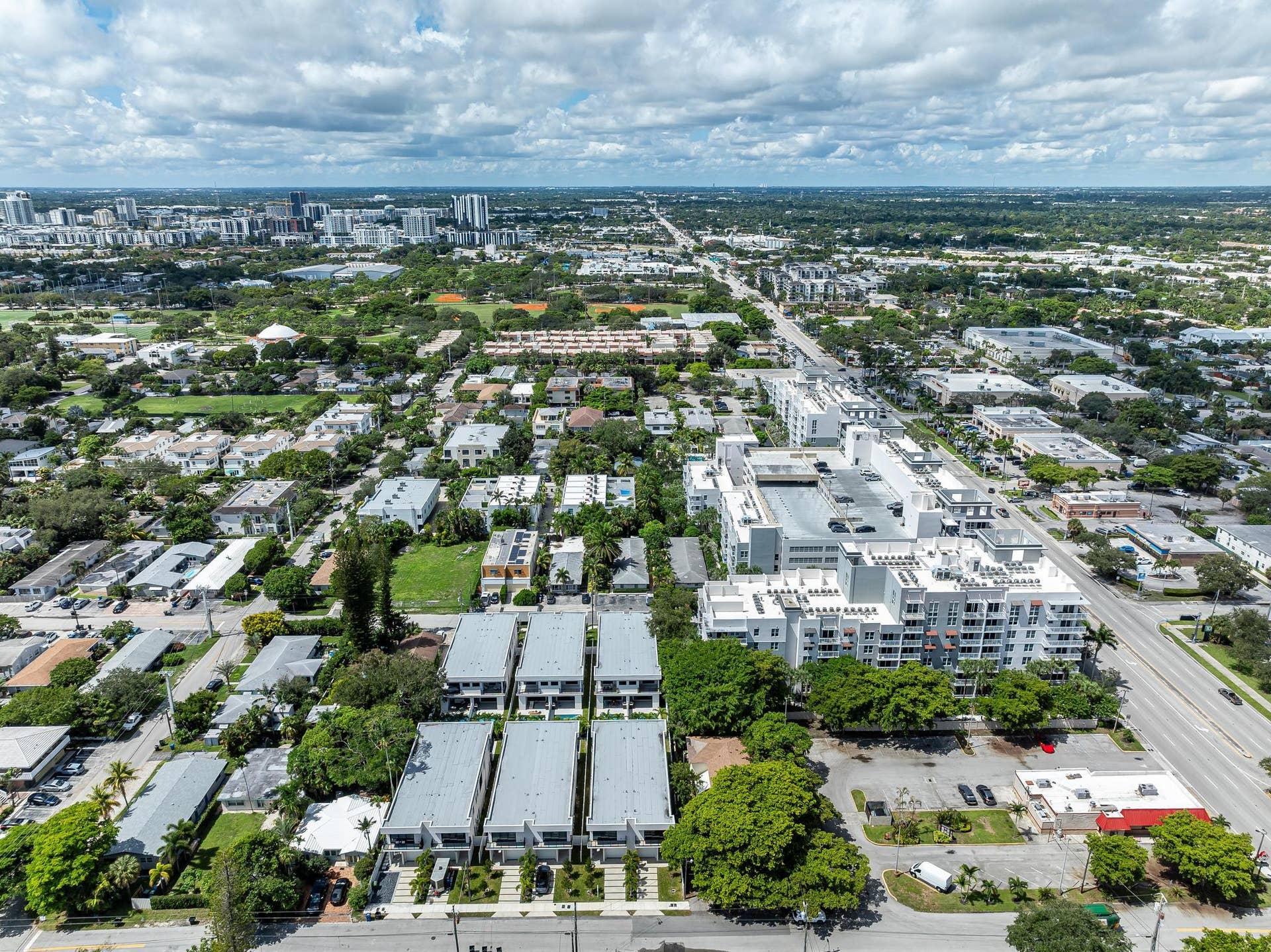 919 NE 17th Terrace, #A, Fort Lauderdale, FL 33304 DJI_0909