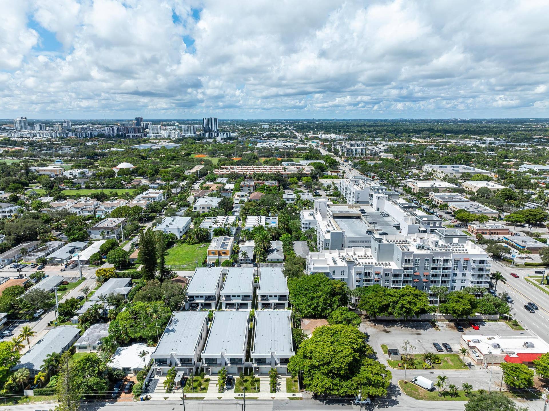 919 NE 17th Terrace, #A, Fort Lauderdale, FL 33304 DJI_0912