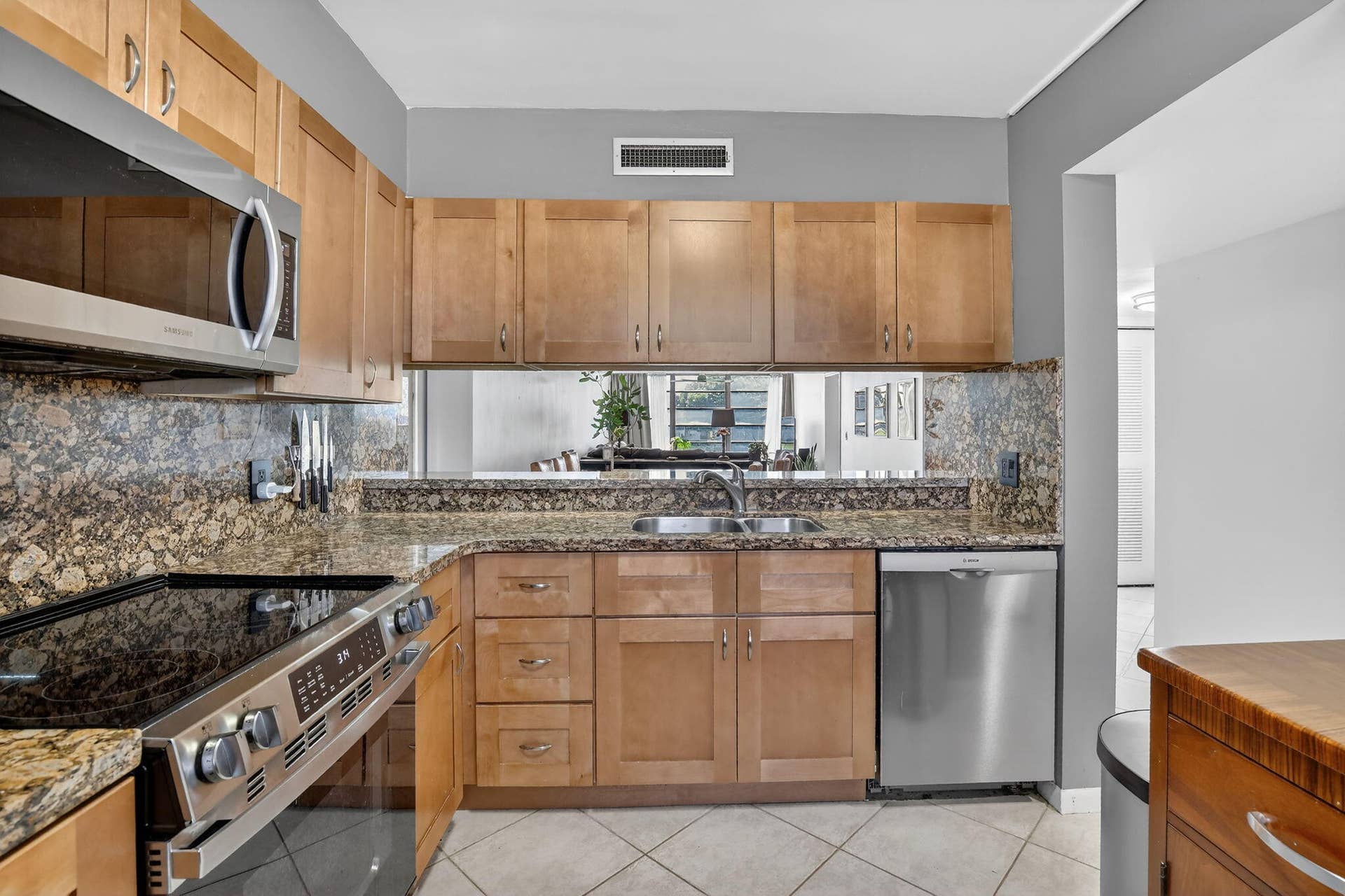 1528 Whitehall Drive, #202, Davie, FL 33324 9-web-or-mls-_A7A1309
