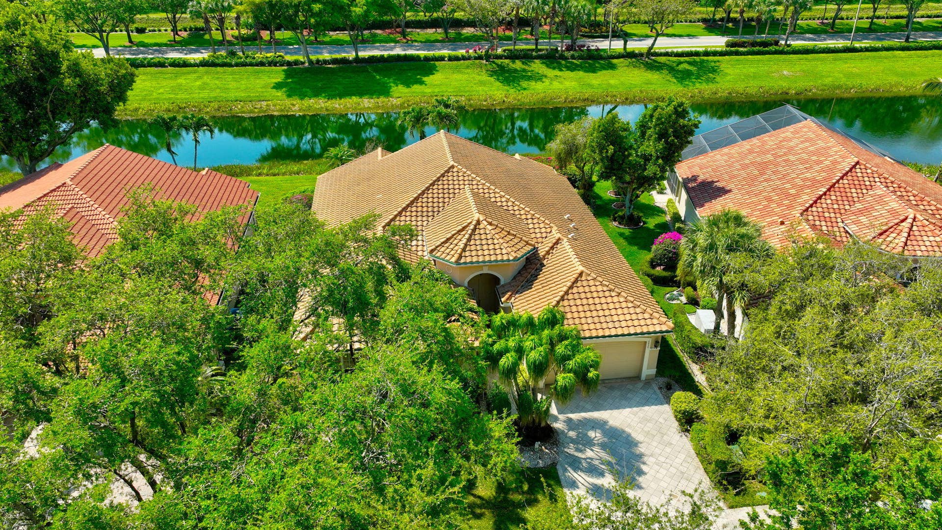 6850 Fiji Circle, Boynton Beach, FL 33437 89-web-or-mls-DJI_0624_5_6_7_8