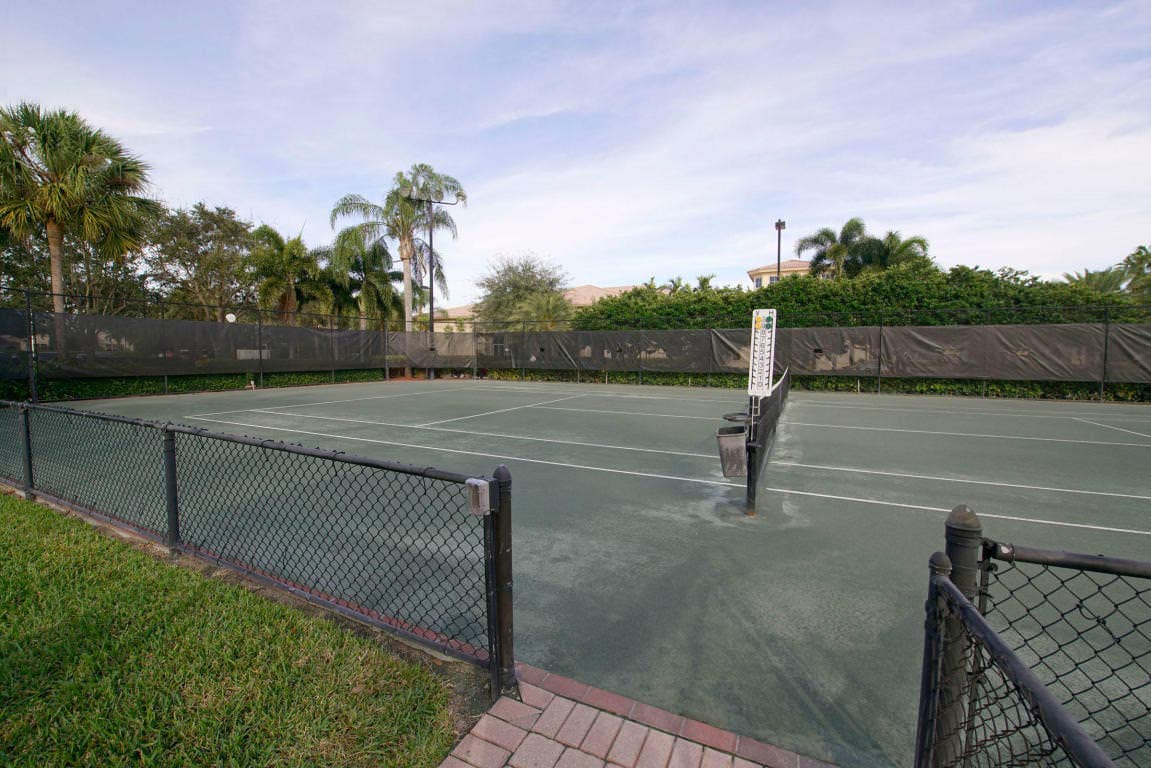 6850 Fiji Circle, Boynton Beach, FL 33437 54_valencia isles (16)