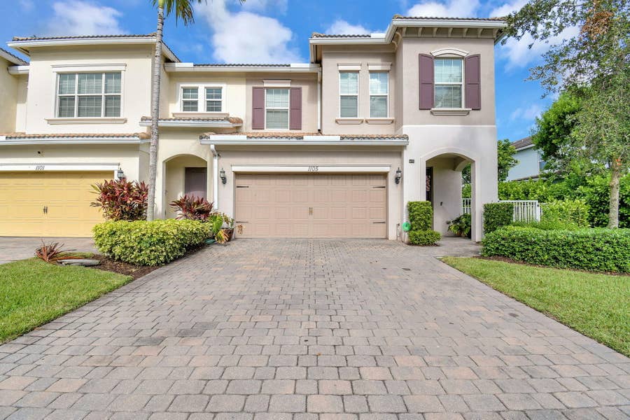 Property photo for 1105 Banyan Drive, Hollywood, FL