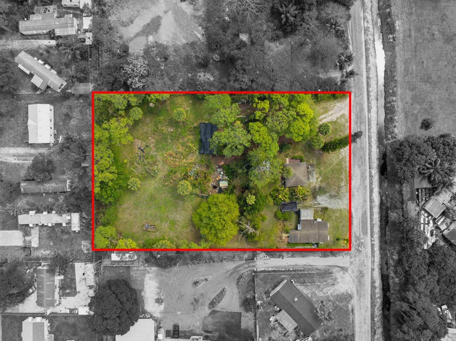 Property photo for 5133 Pine Grove Drive N, West Palm Beach, FL