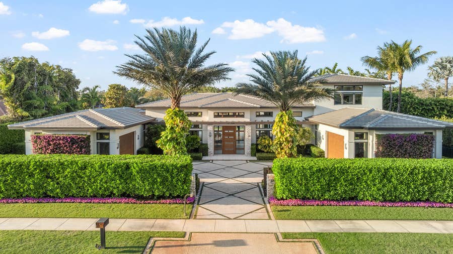 Property photo for 12381 Cypress Island Way, Wellington, FL