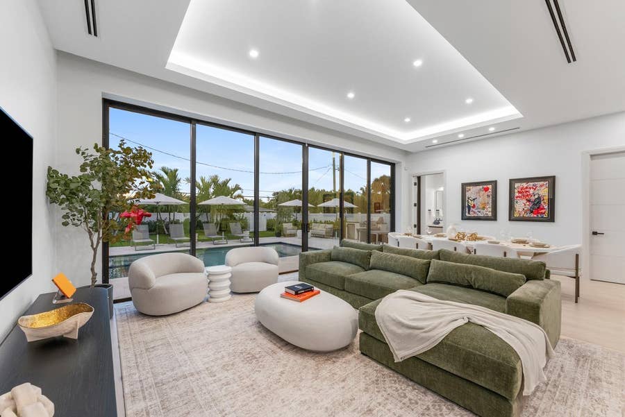 Property photo for 220 S Swinton Avenue, Delray Beach, FL
