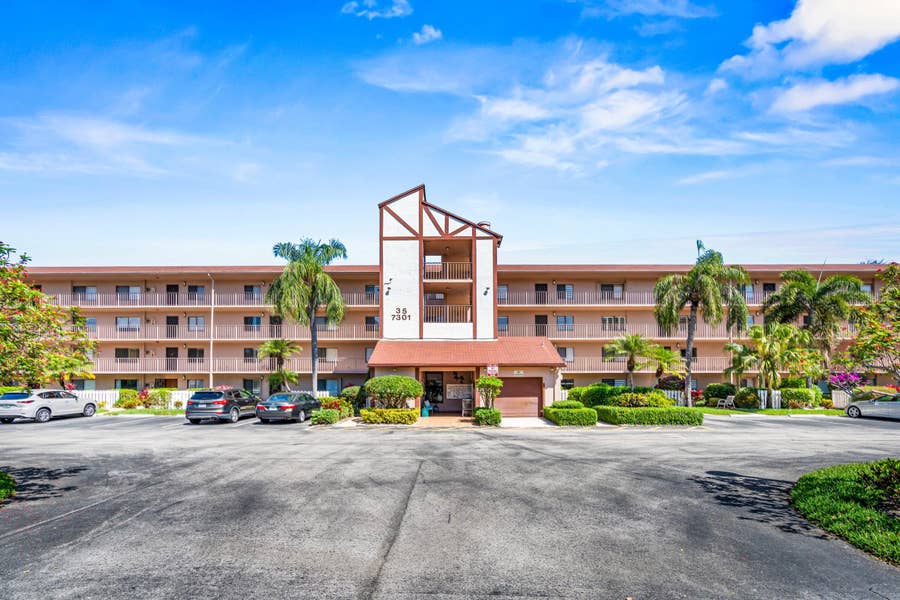 Property photo for 7301 Amberly Lane, #304, Delray Beach, FL