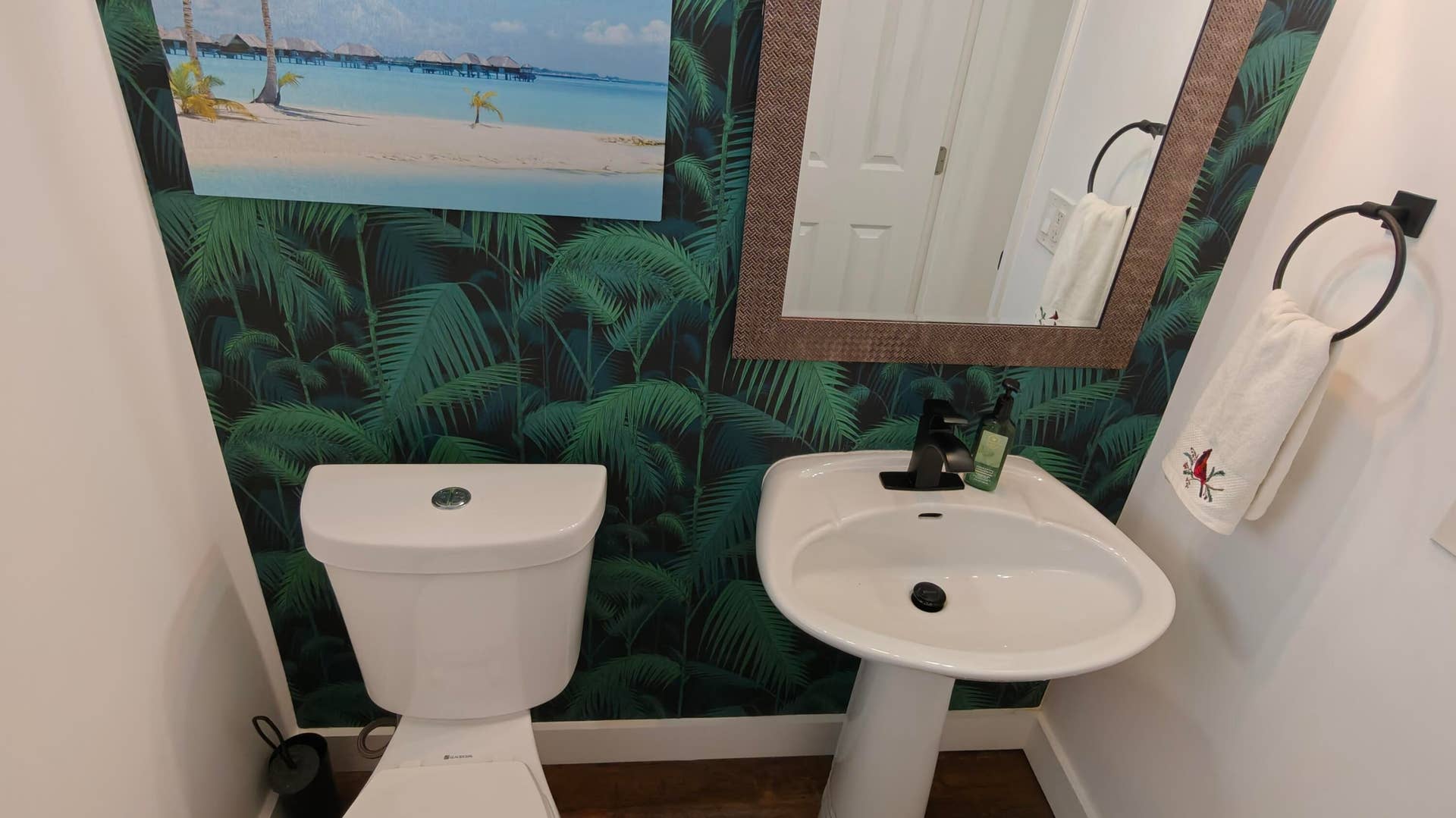 385 NW 36th Avenue, Deerfield Beach, FL 33442 Front quest bathroom