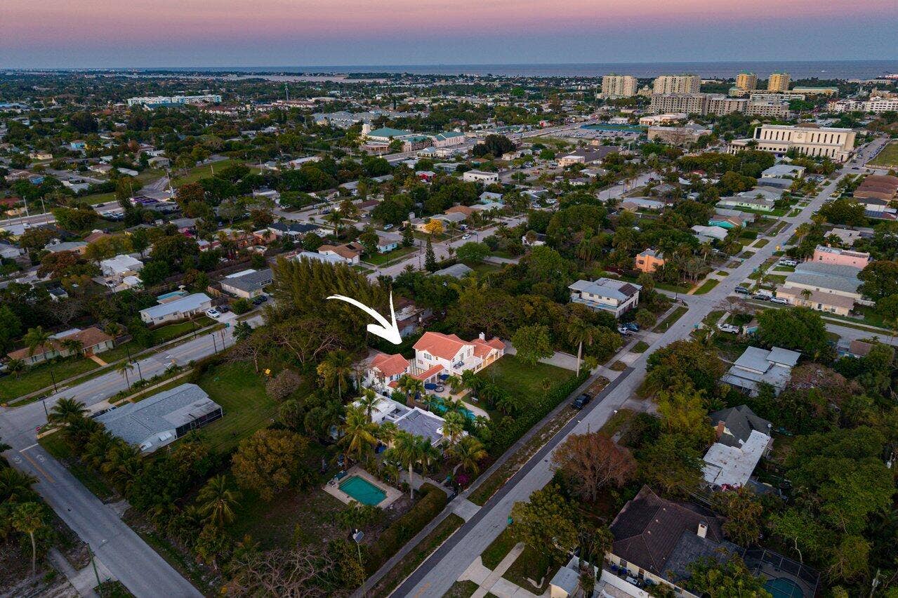 057-321Southwest1stAvenue-BoyntonBeach-F