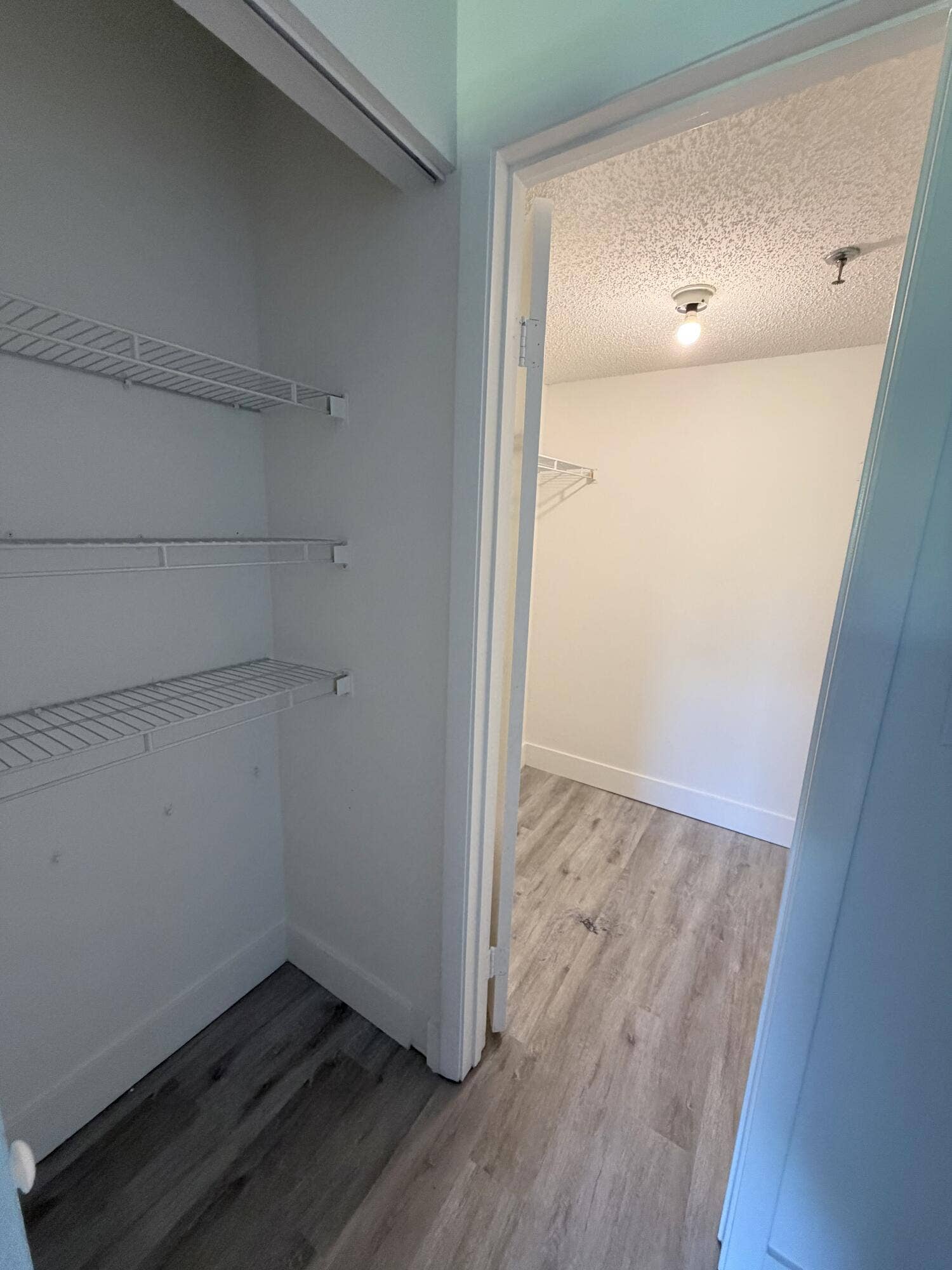 Walk-in Closet