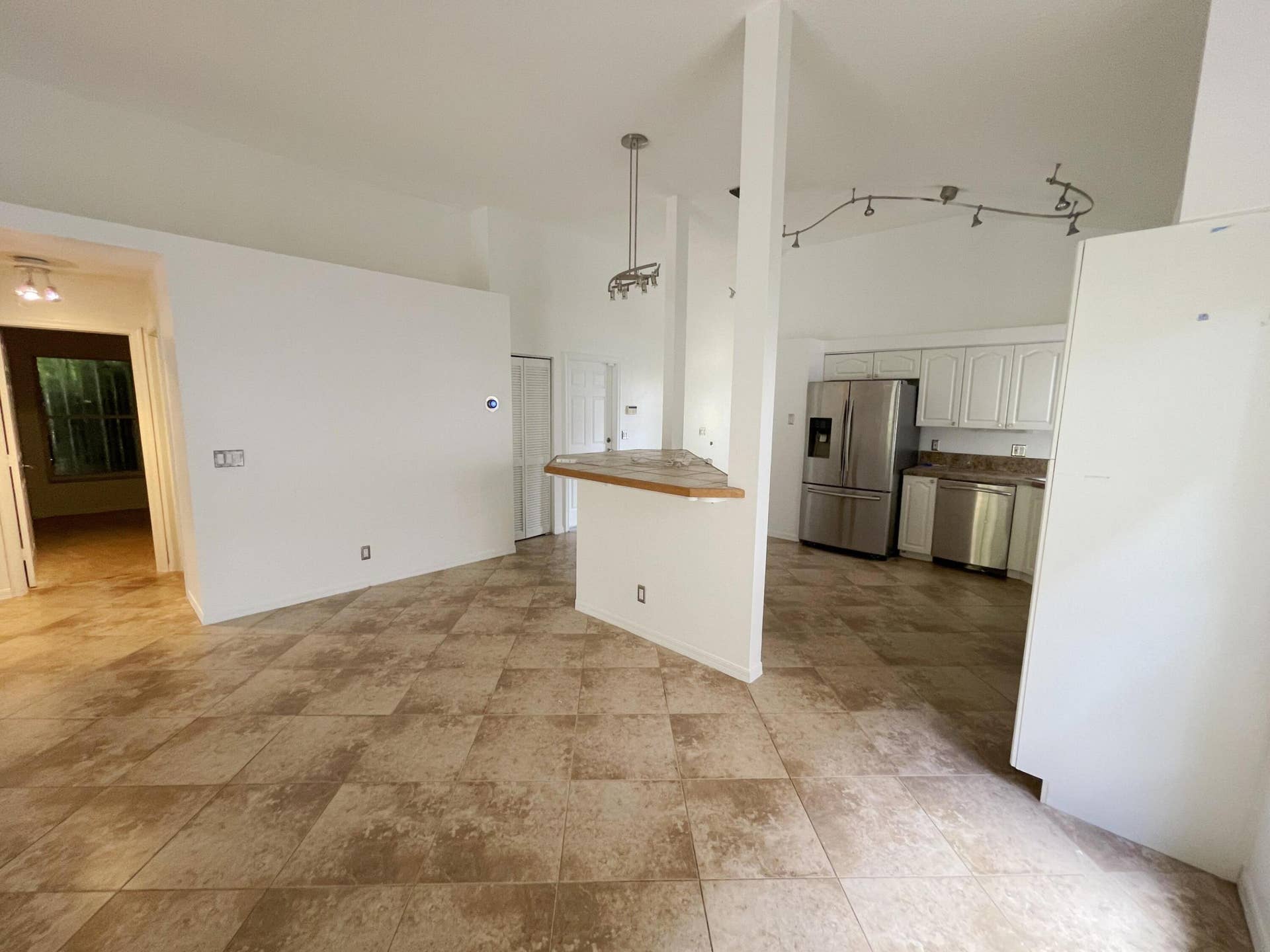5338 Edenwood Lane, Riviera Beach, FL 33418 Living Room/Kitchen