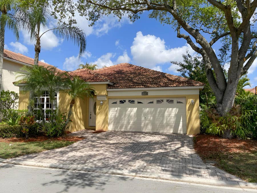 Property photo for 5338 Edenwood Lane, Riviera Beach, FL