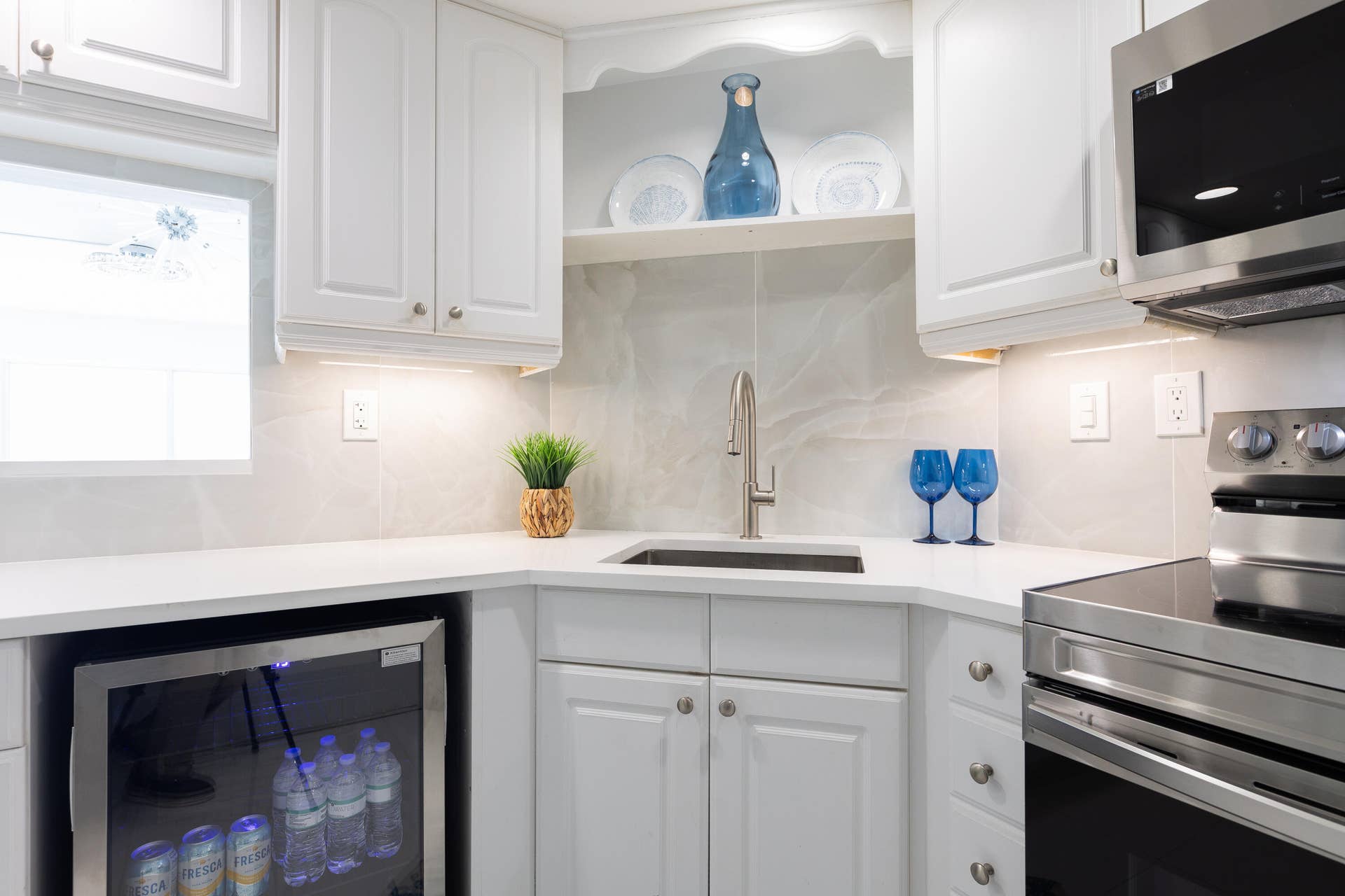 2100 S Ocean Drive, #4j, Fort Lauderdale, FL 33316 Kitchen2